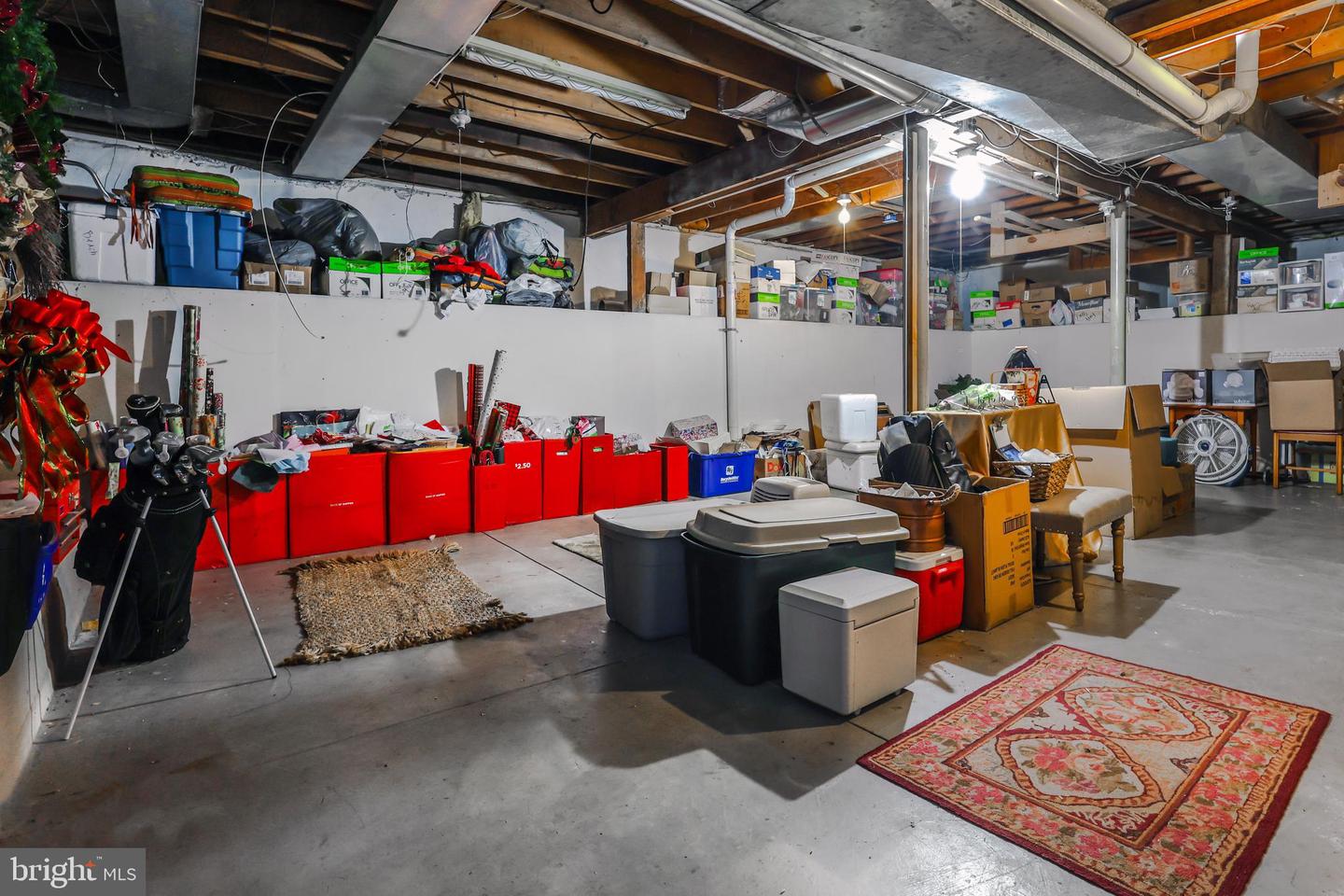176 Gypsy Ln