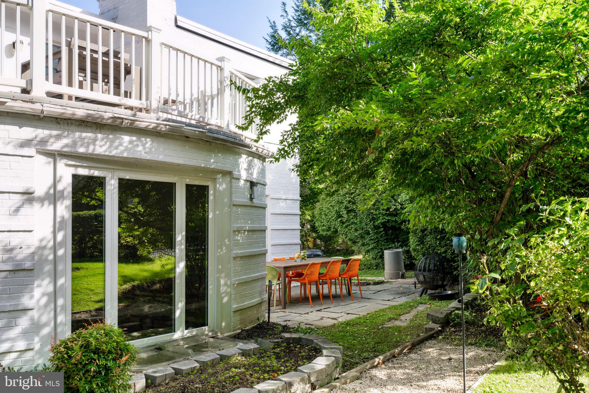 315 Gypsy Ln
