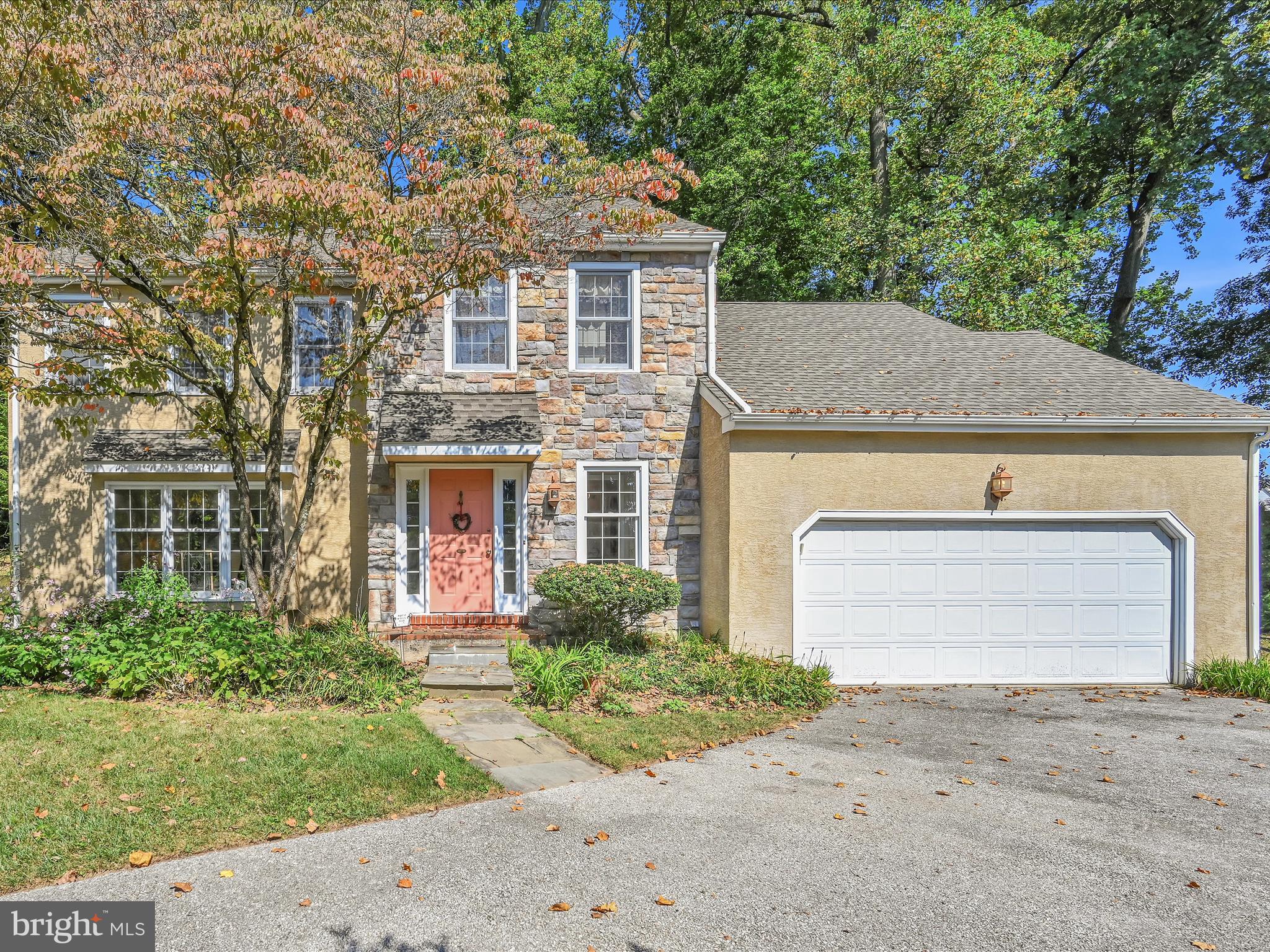 113 Foxhall Ln