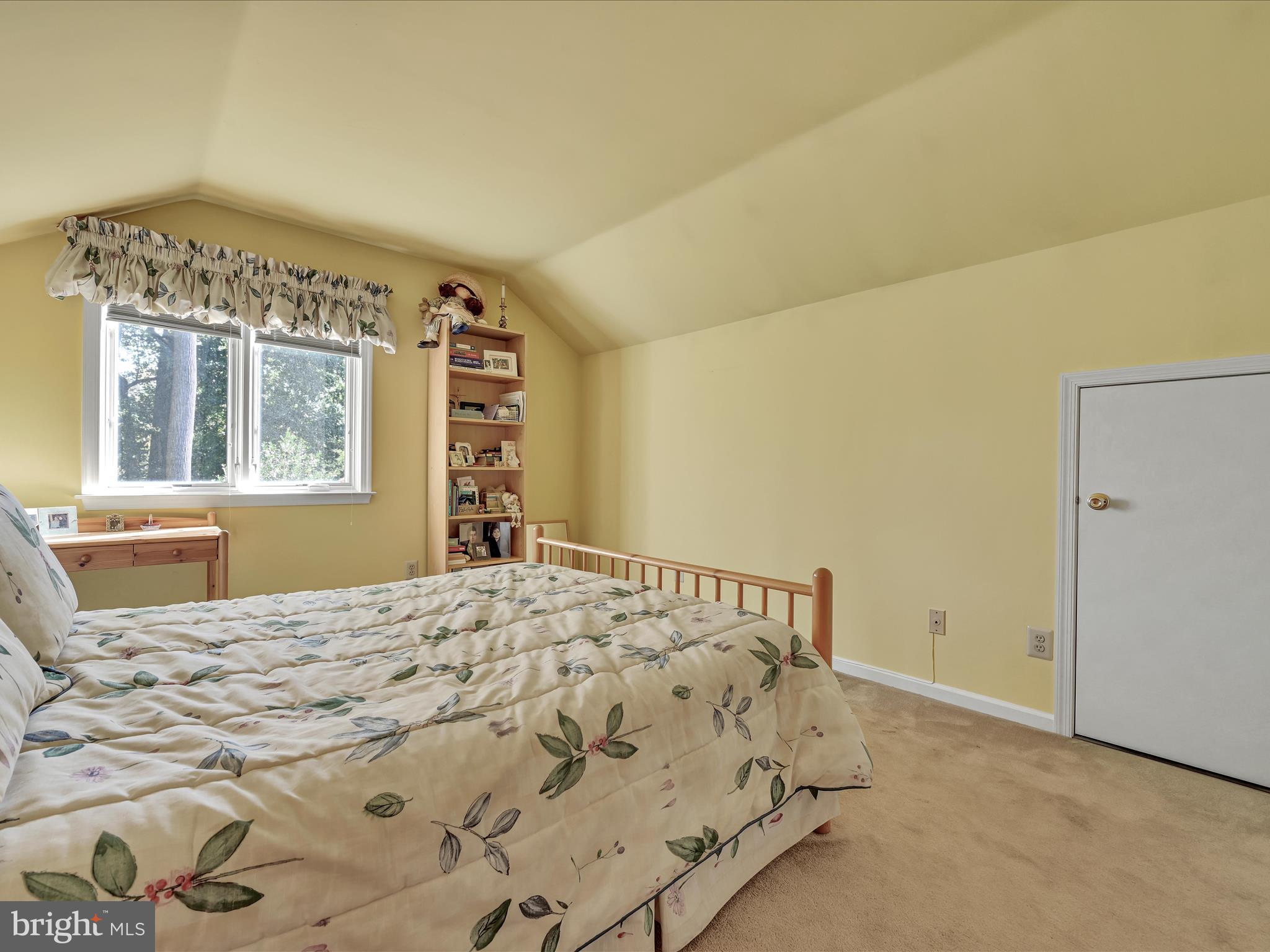 113 Foxhall Ln