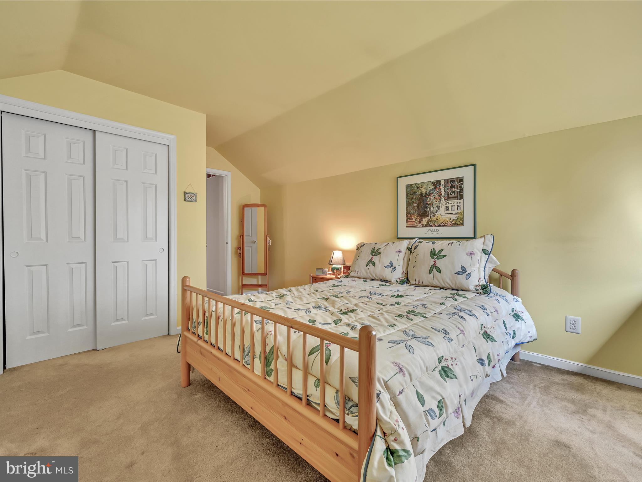113 Foxhall Ln