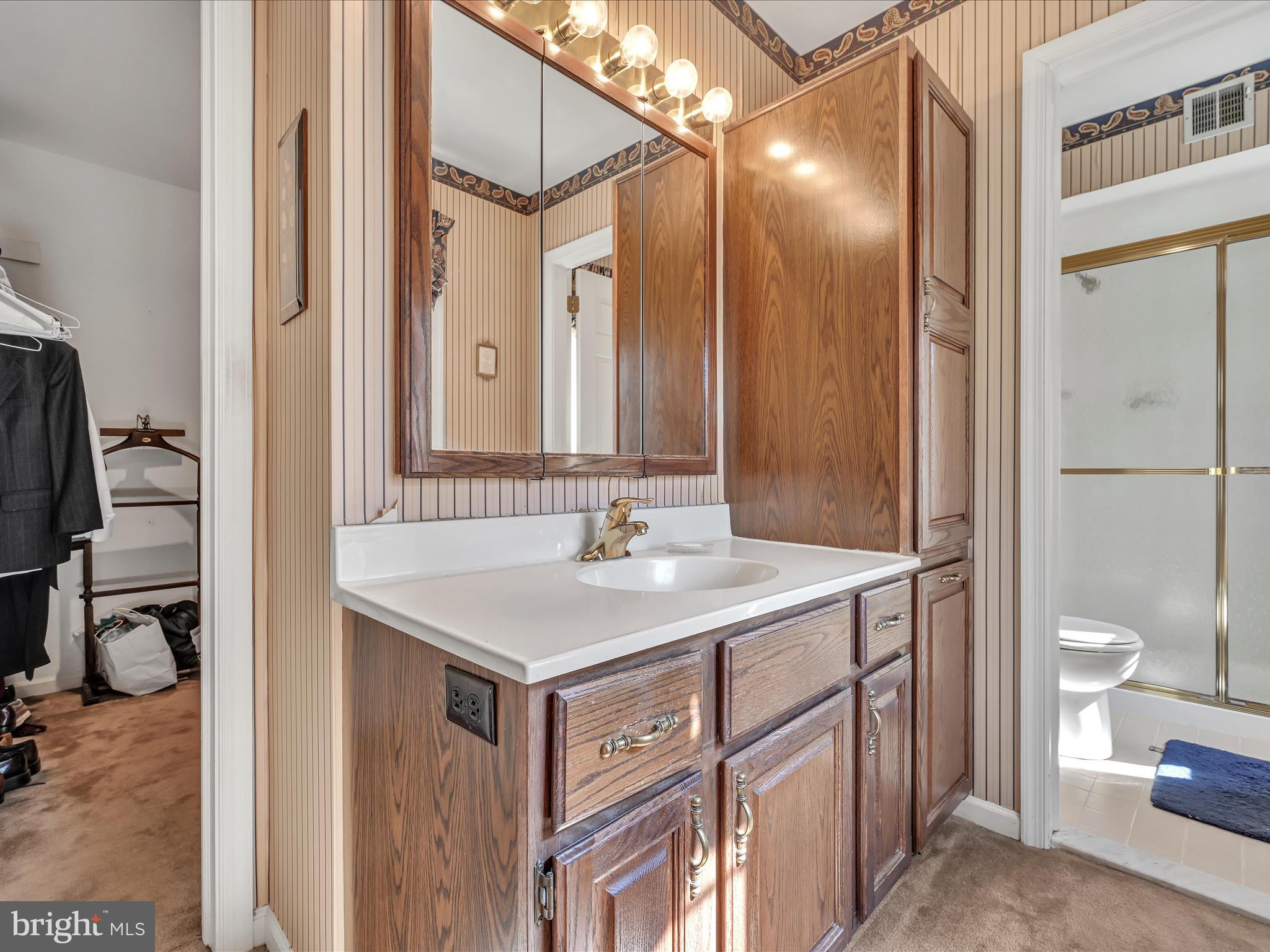 113 Foxhall Ln