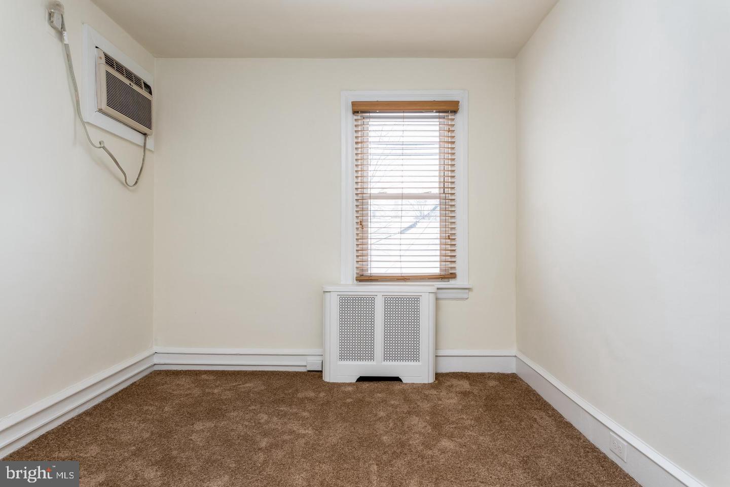 830 Montgomery Ave