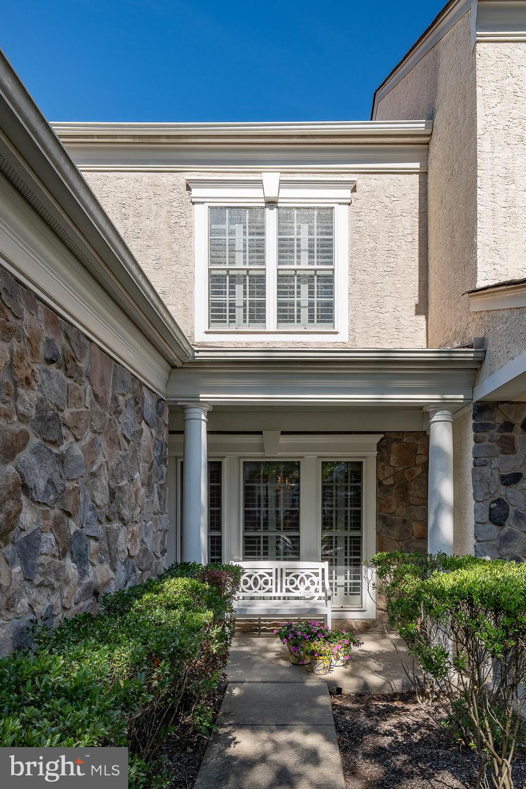 336 Primrose Dr