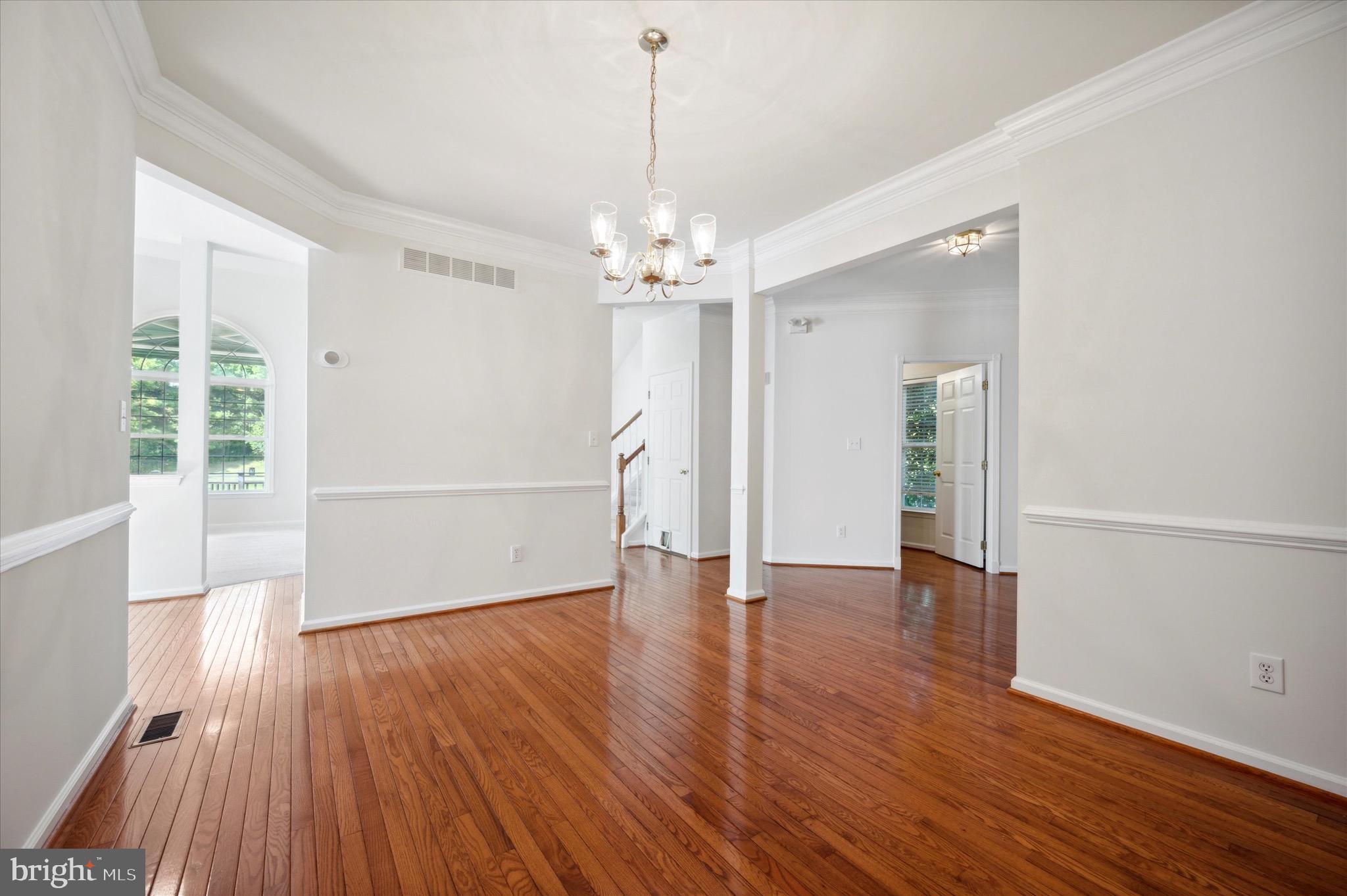140 Doral Dr