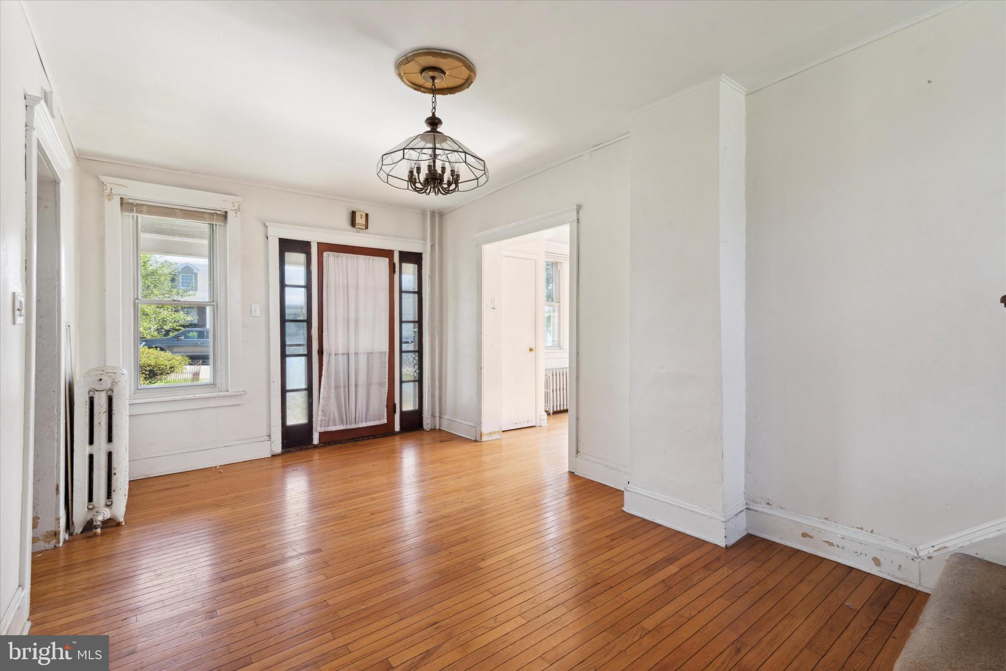 305 E 12th Ave