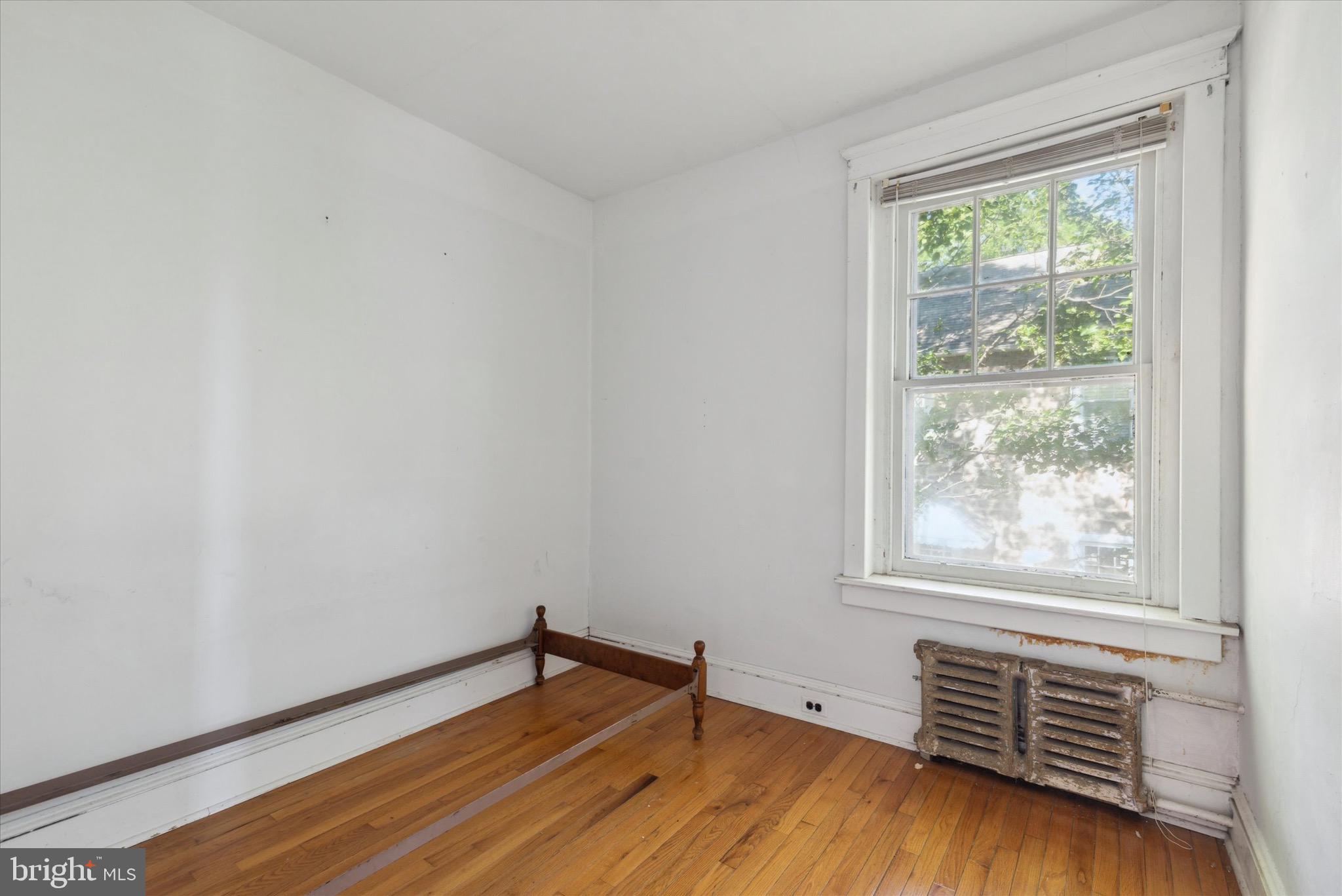 305 E 12th Ave