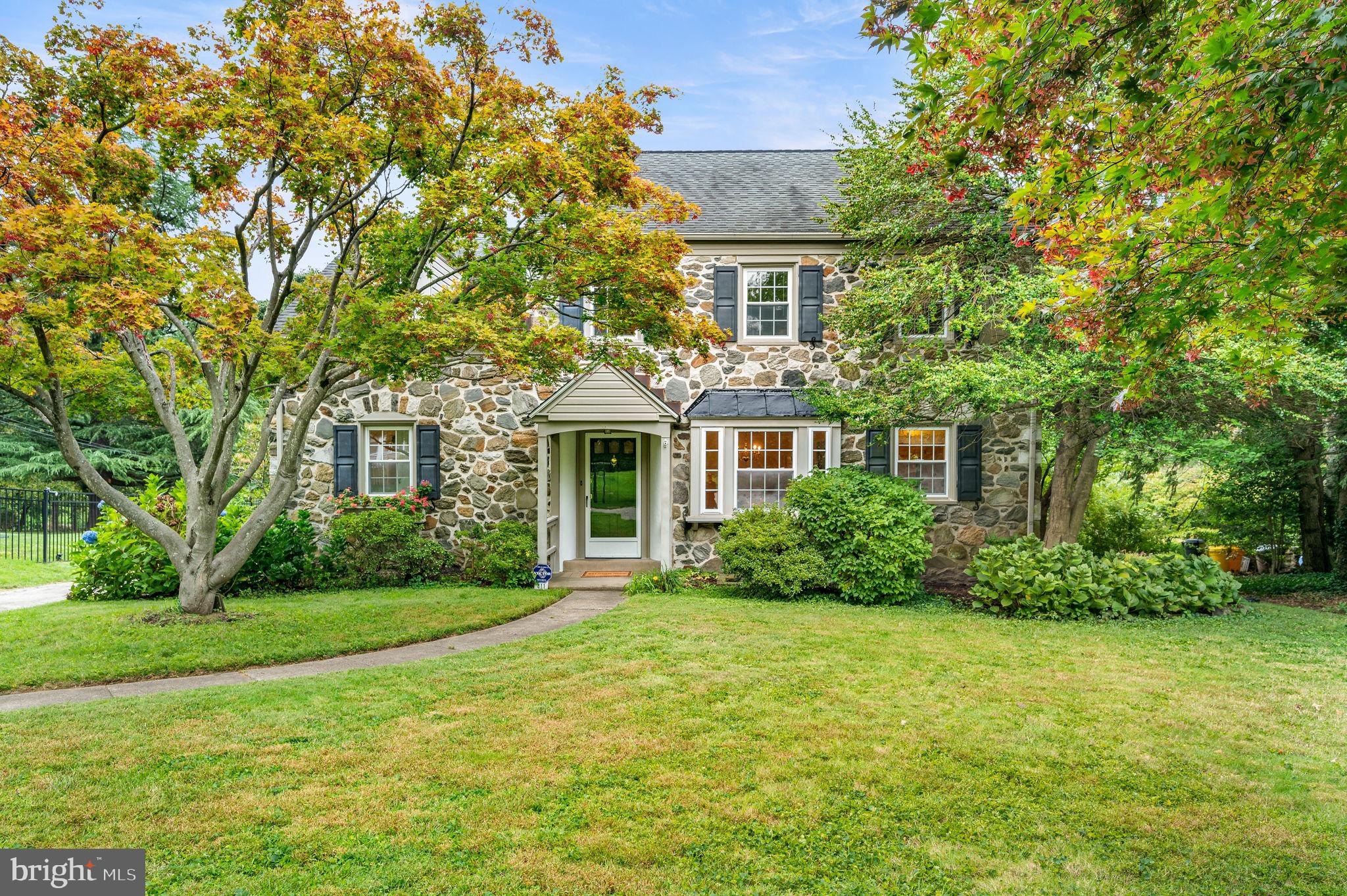 411 Parkview Dr