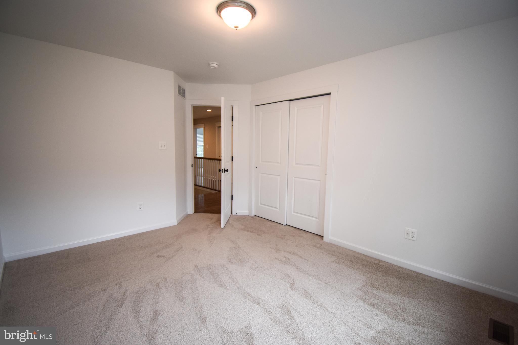 669 Maple Ave