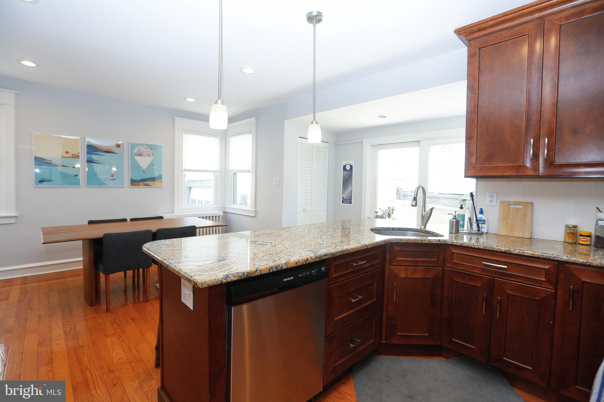 513 Kenilworth