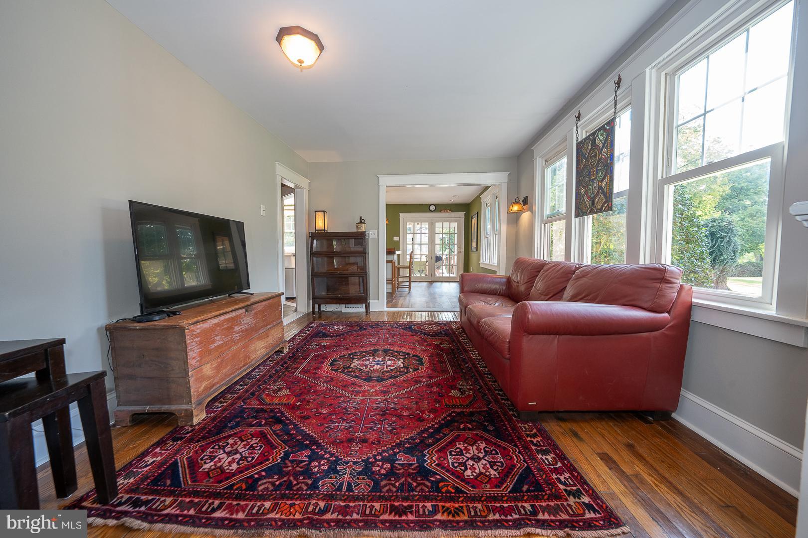 258 Walnut St