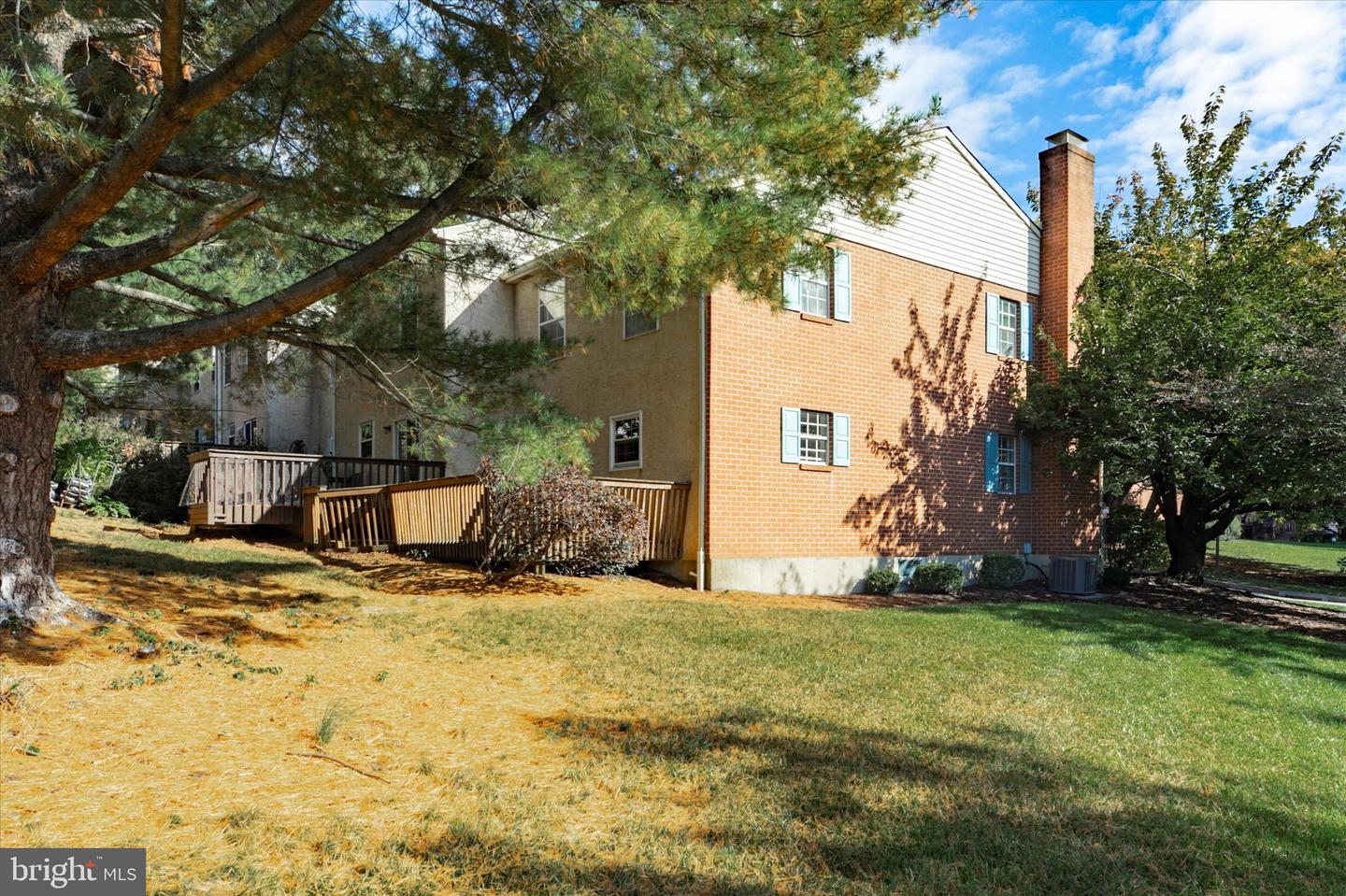 600 Coates Ln