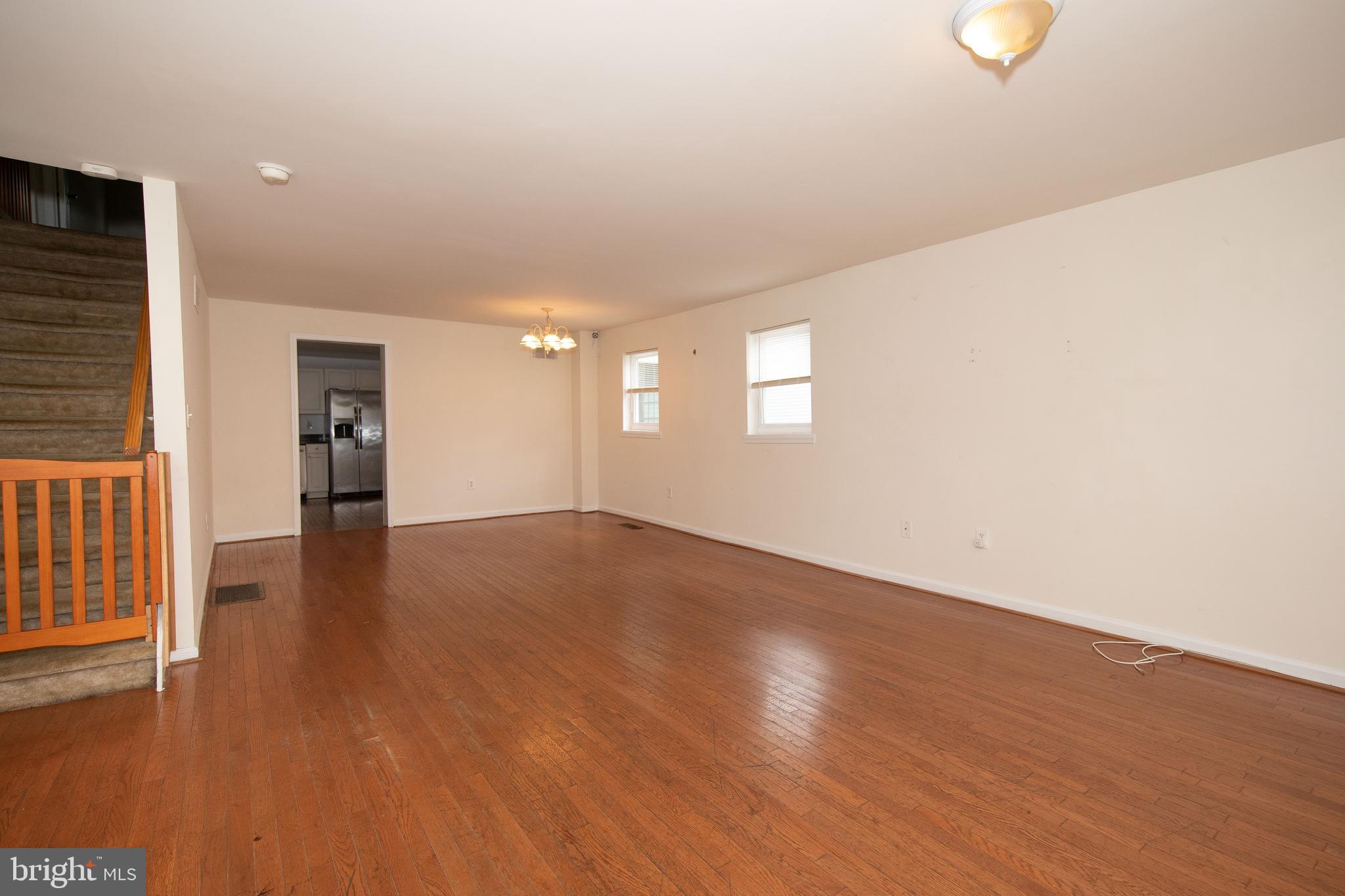 203 Ford St