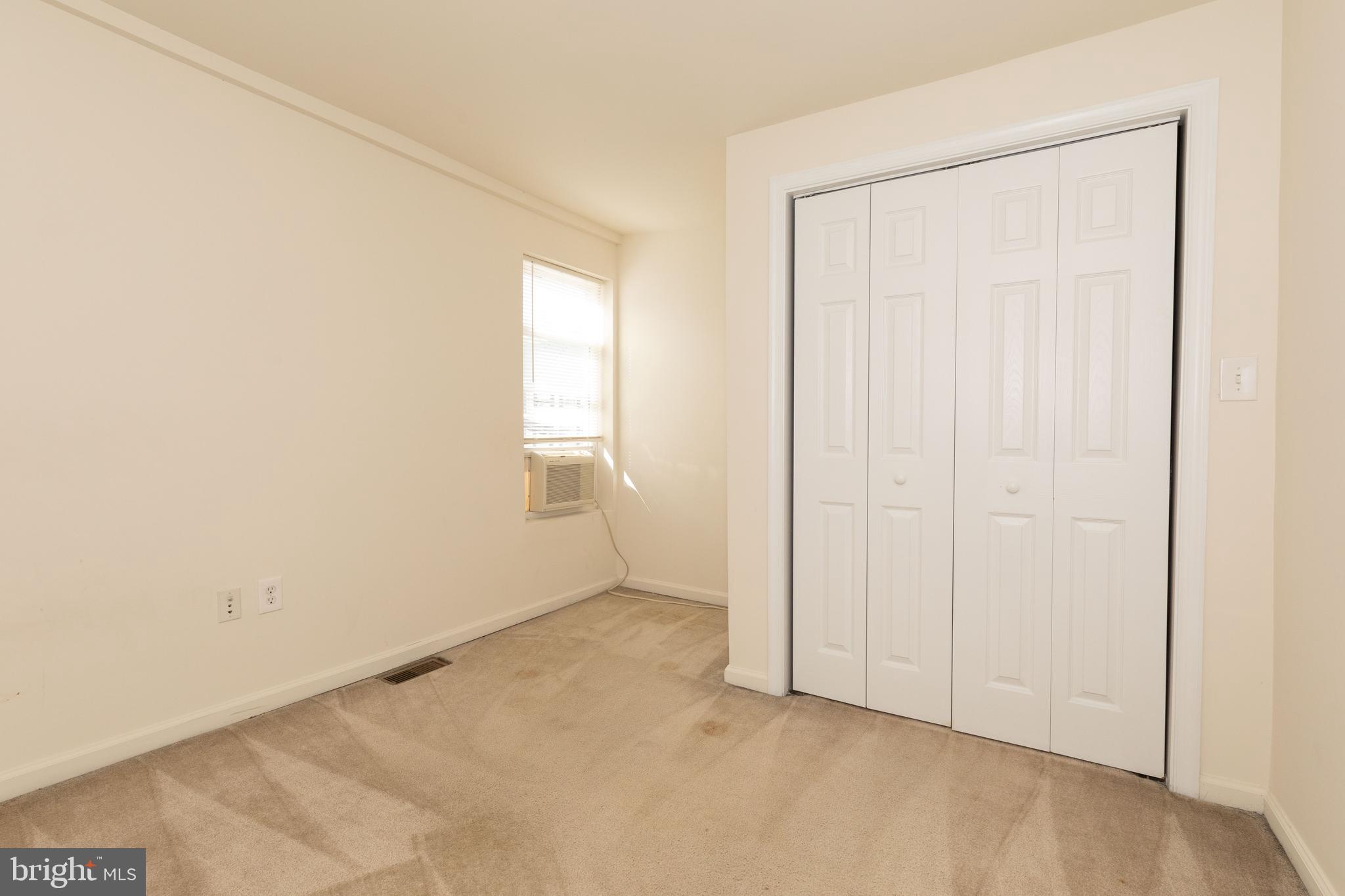 203 Ford St