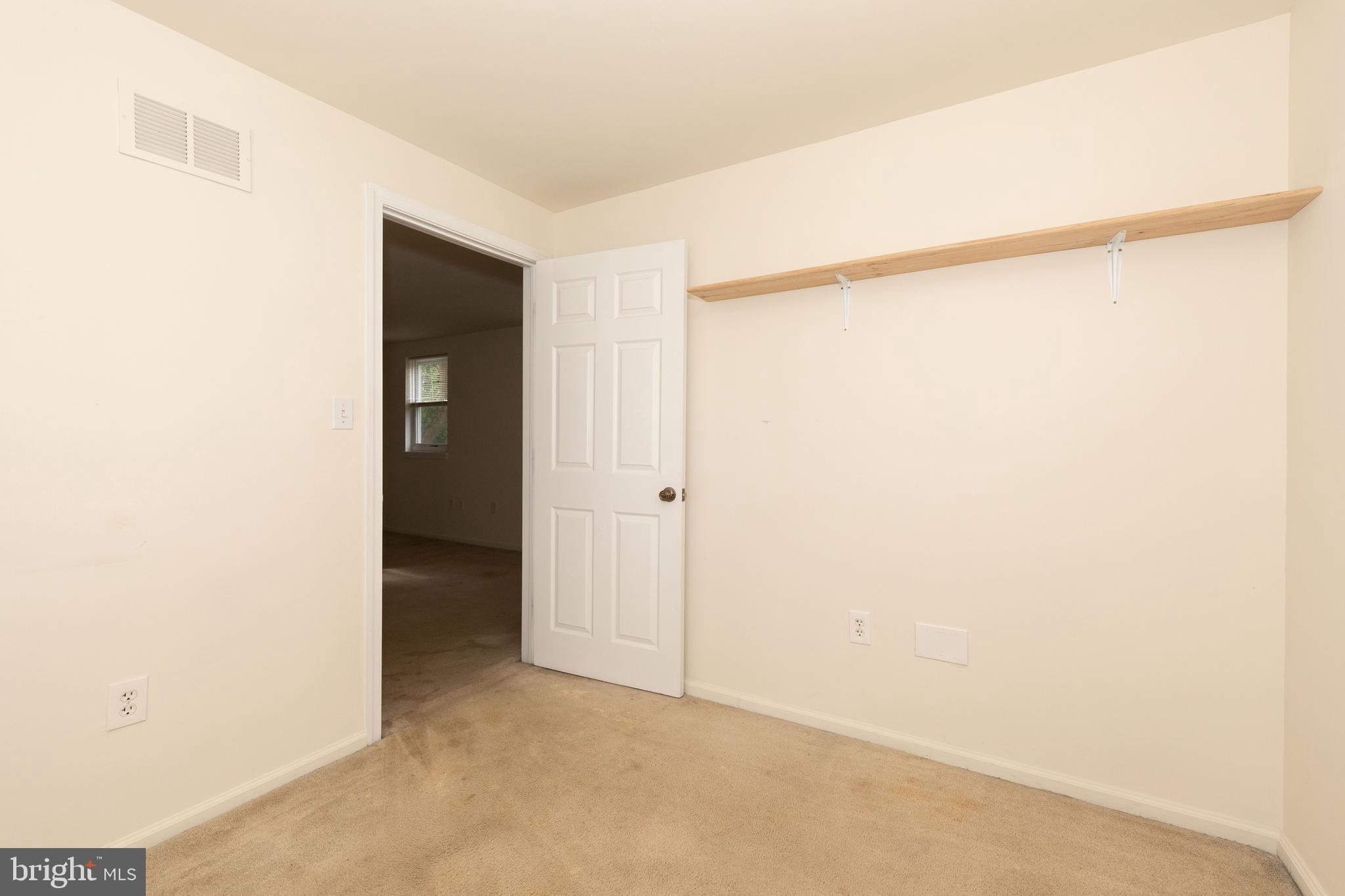 203 Ford St