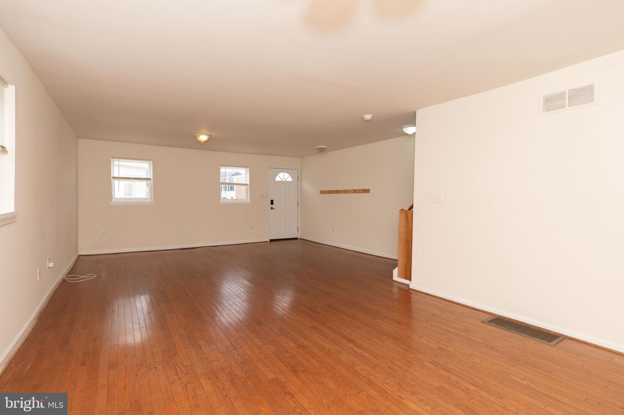 203 Ford St