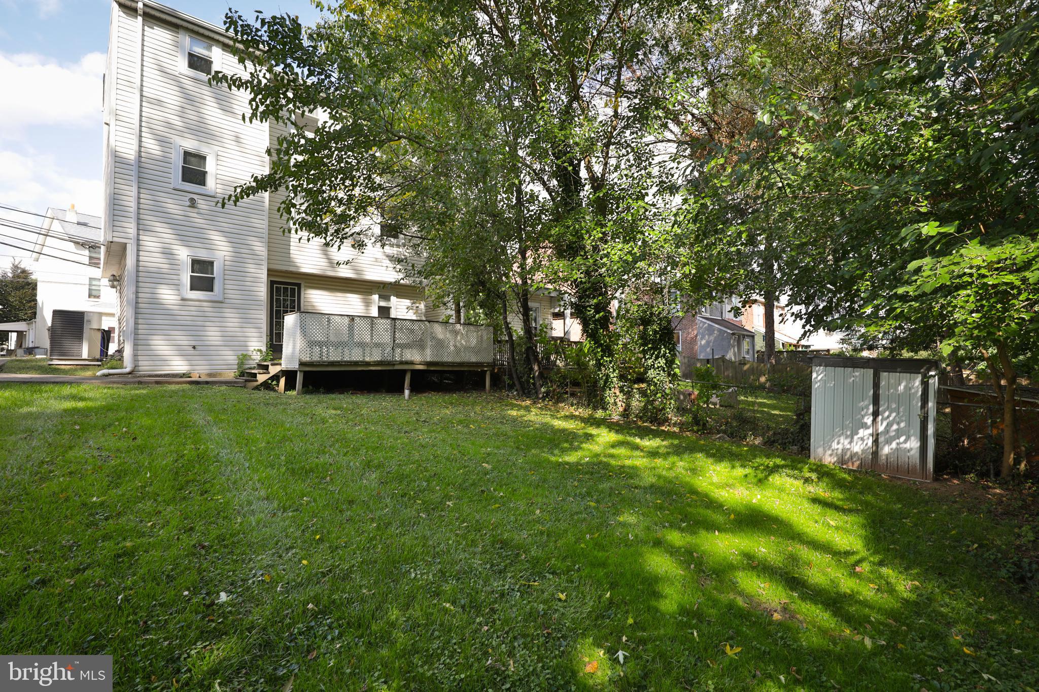 203 Ford St
