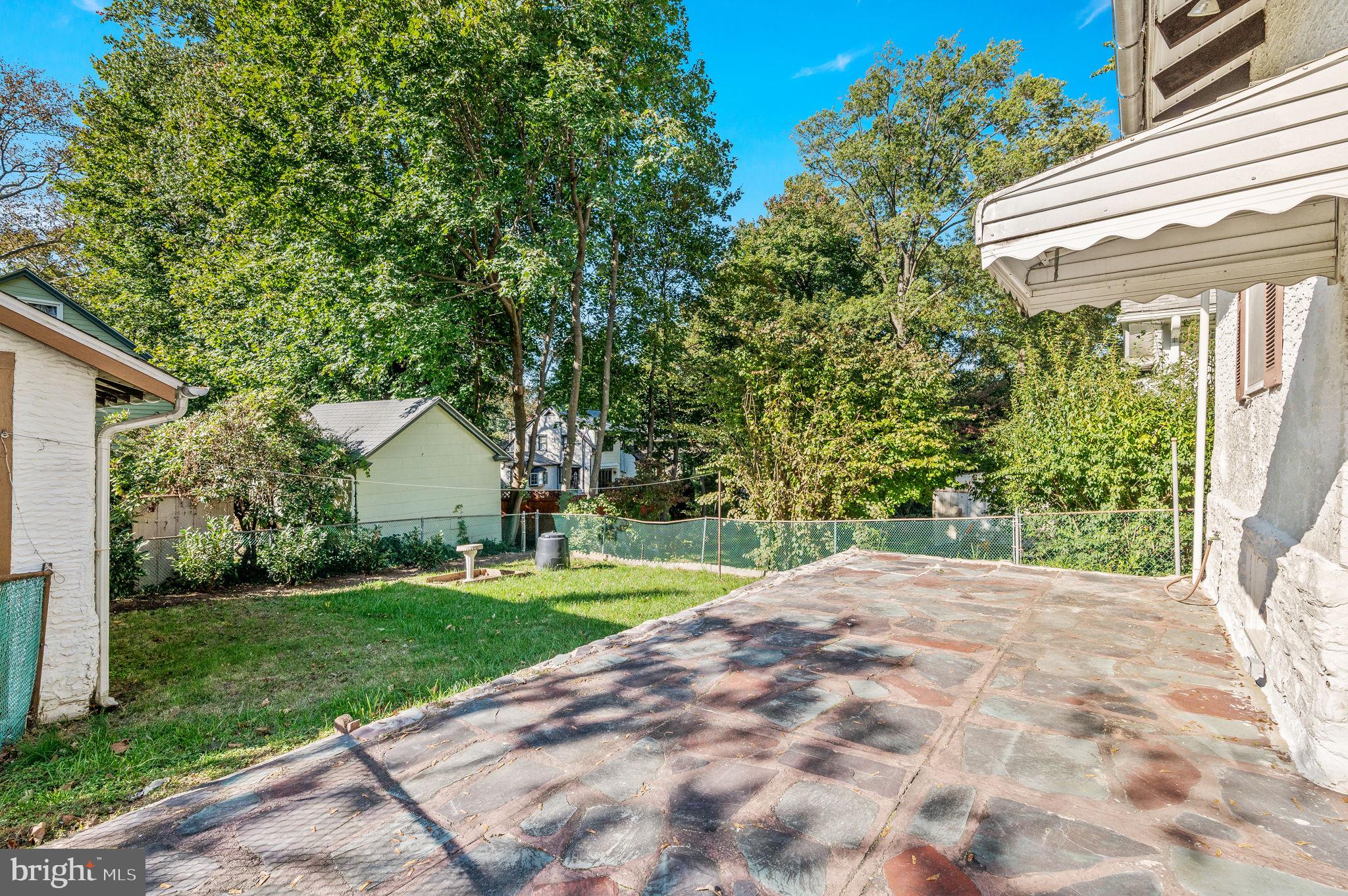 8224 Cadwalader