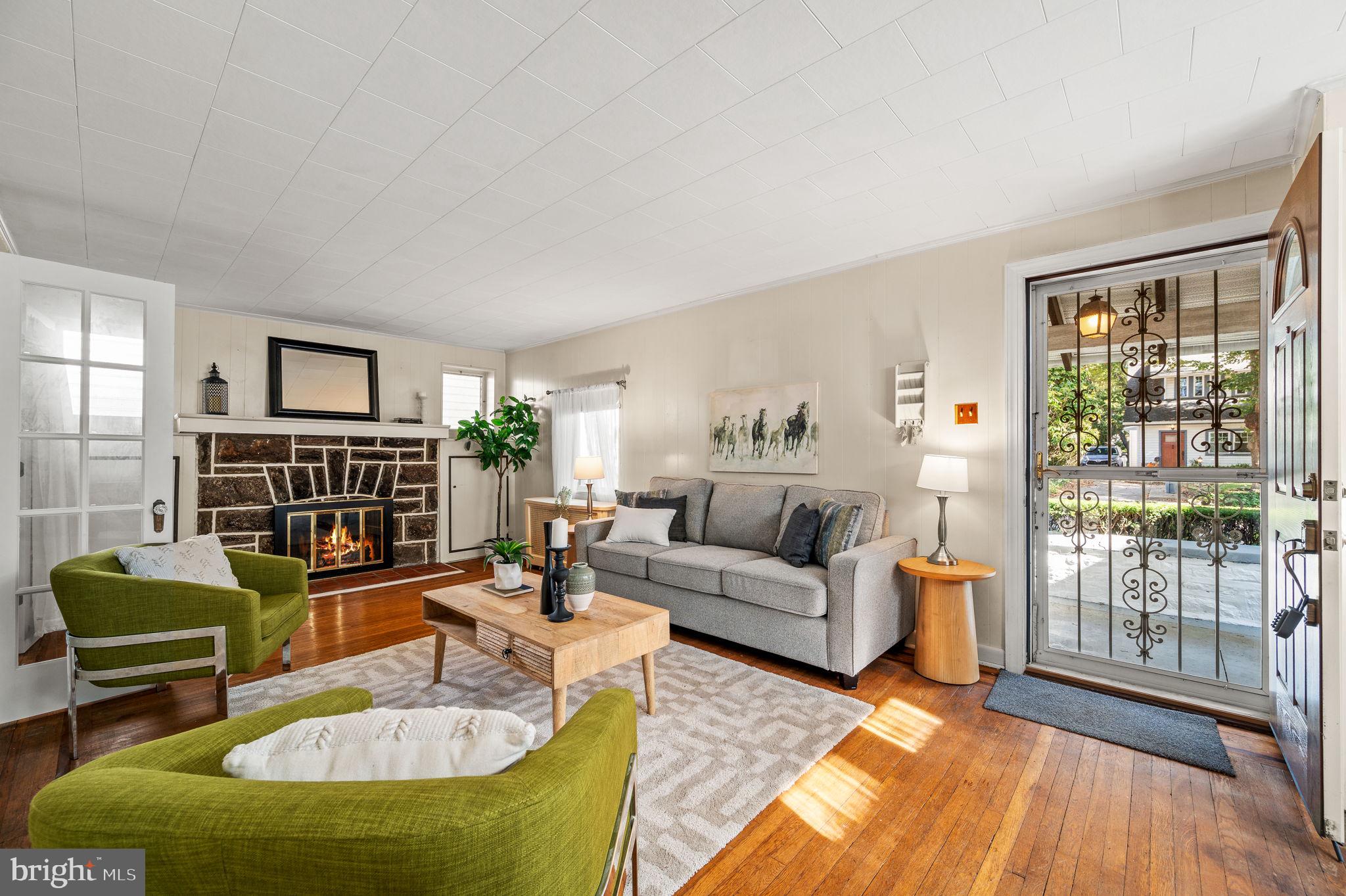 8224 Cadwalader