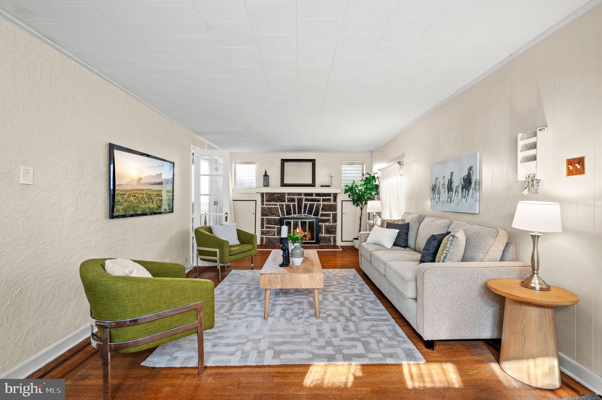 8224 Cadwalader