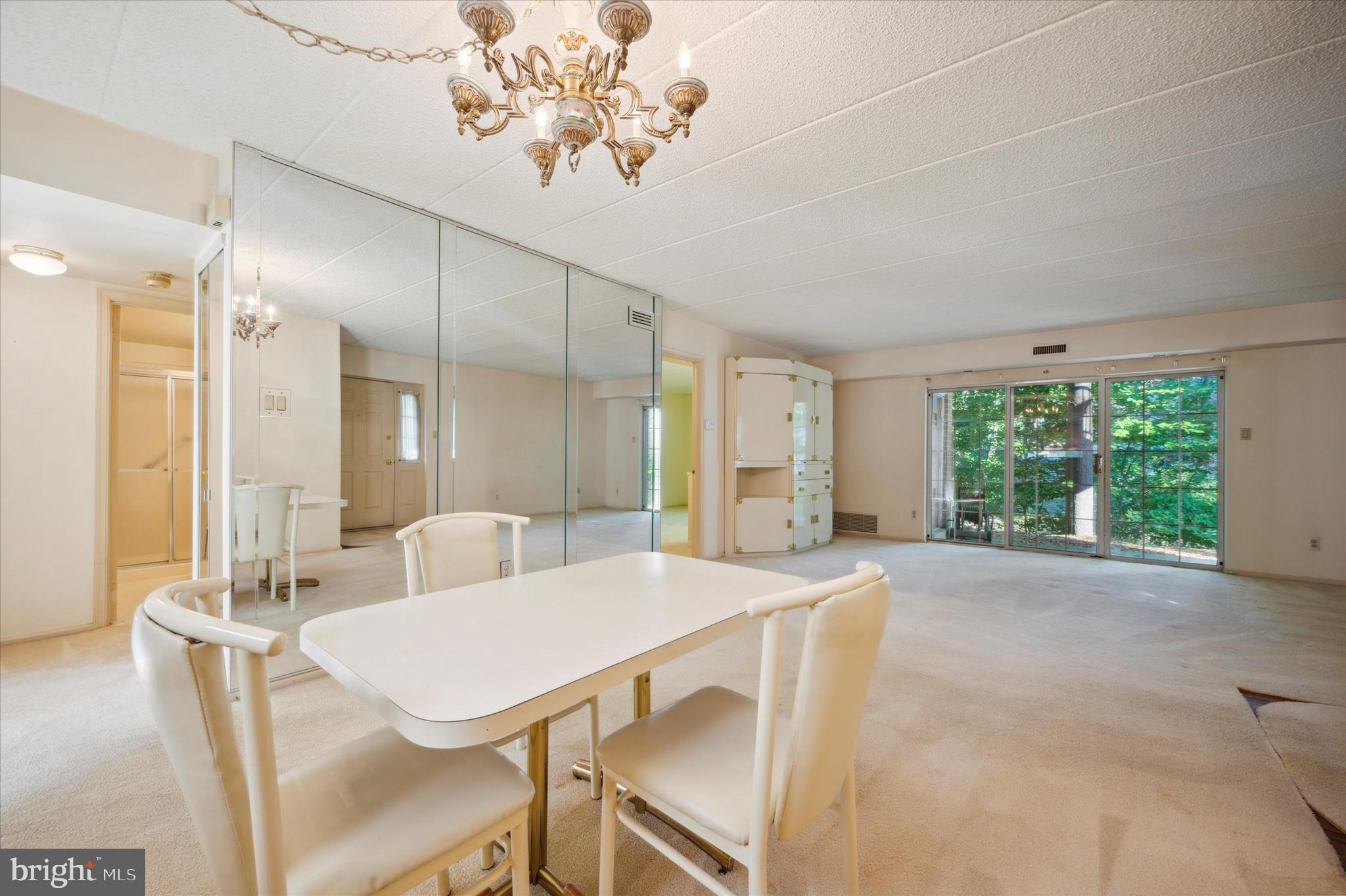 1507 Valley Glen Rd #182