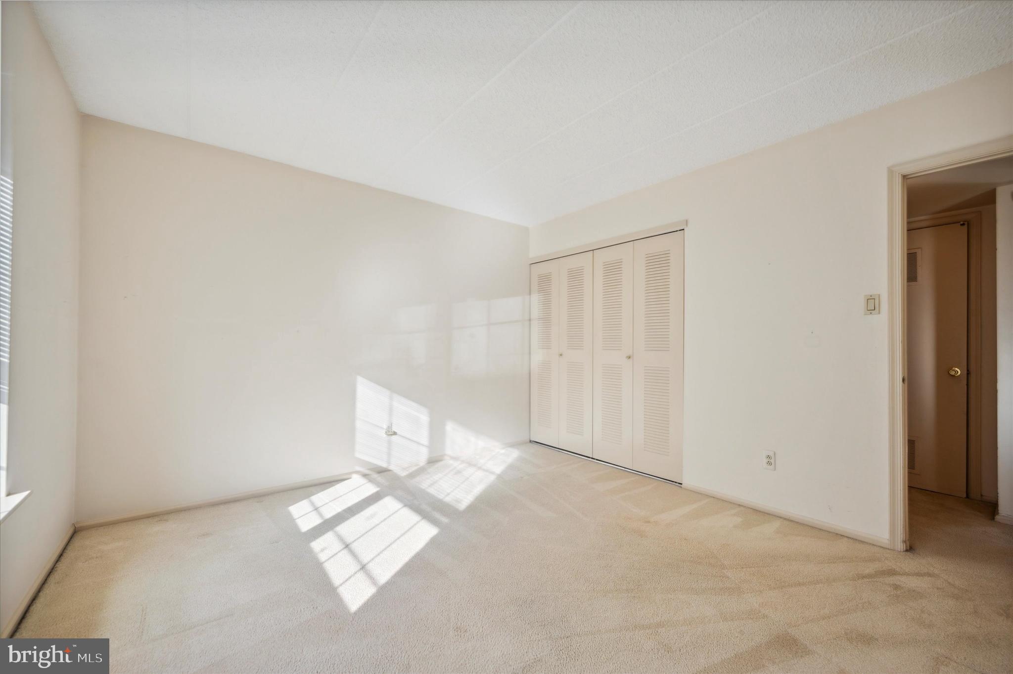 1507 Valley Glen Rd #182