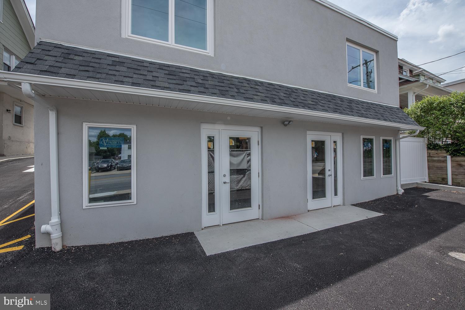 840 Montgomery Ave