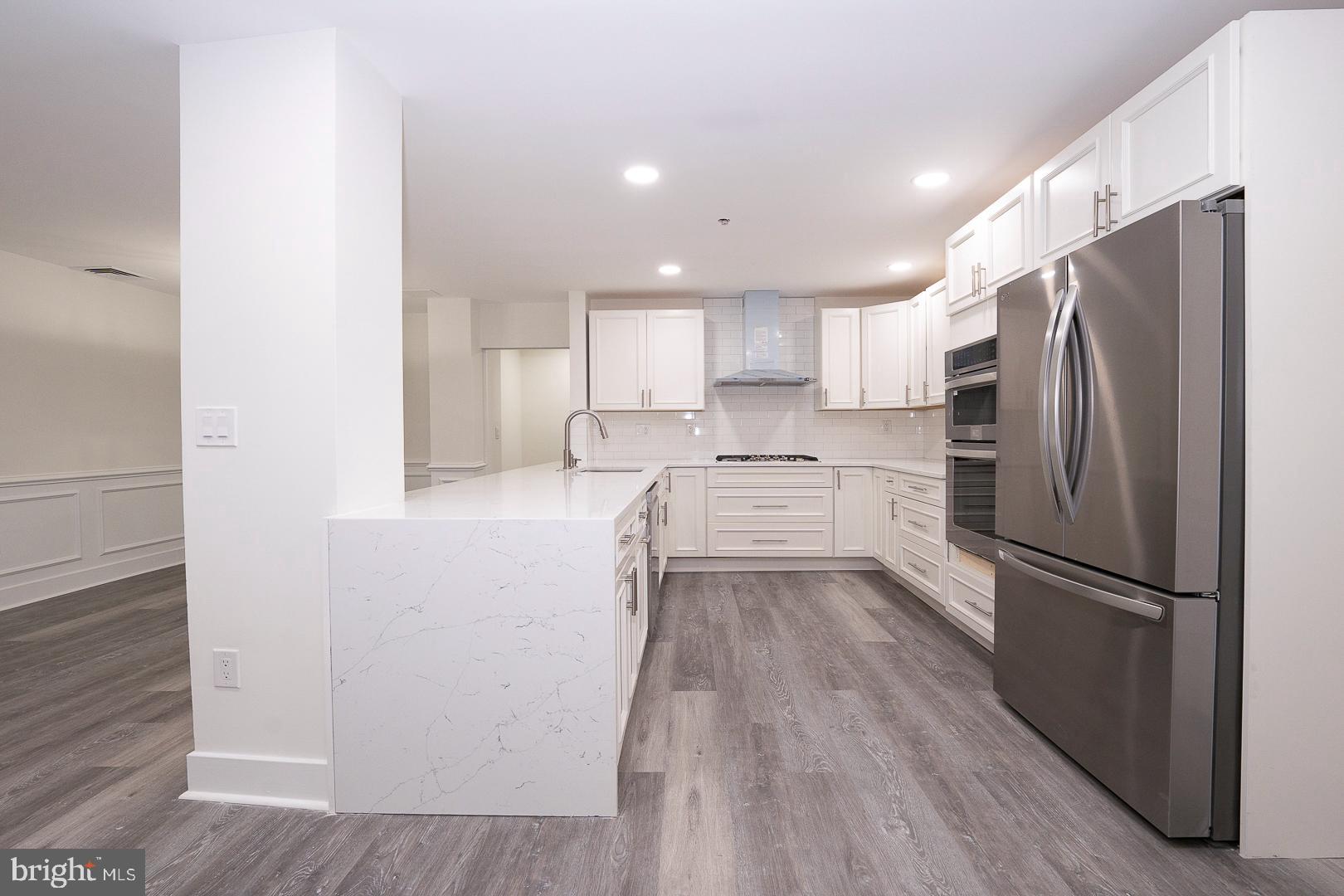 190 Presidential Blvd #611