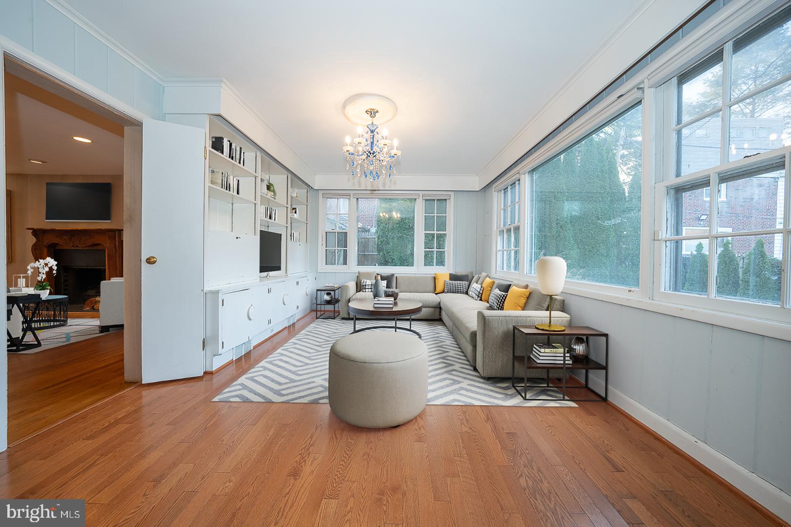 27 Levering Cir