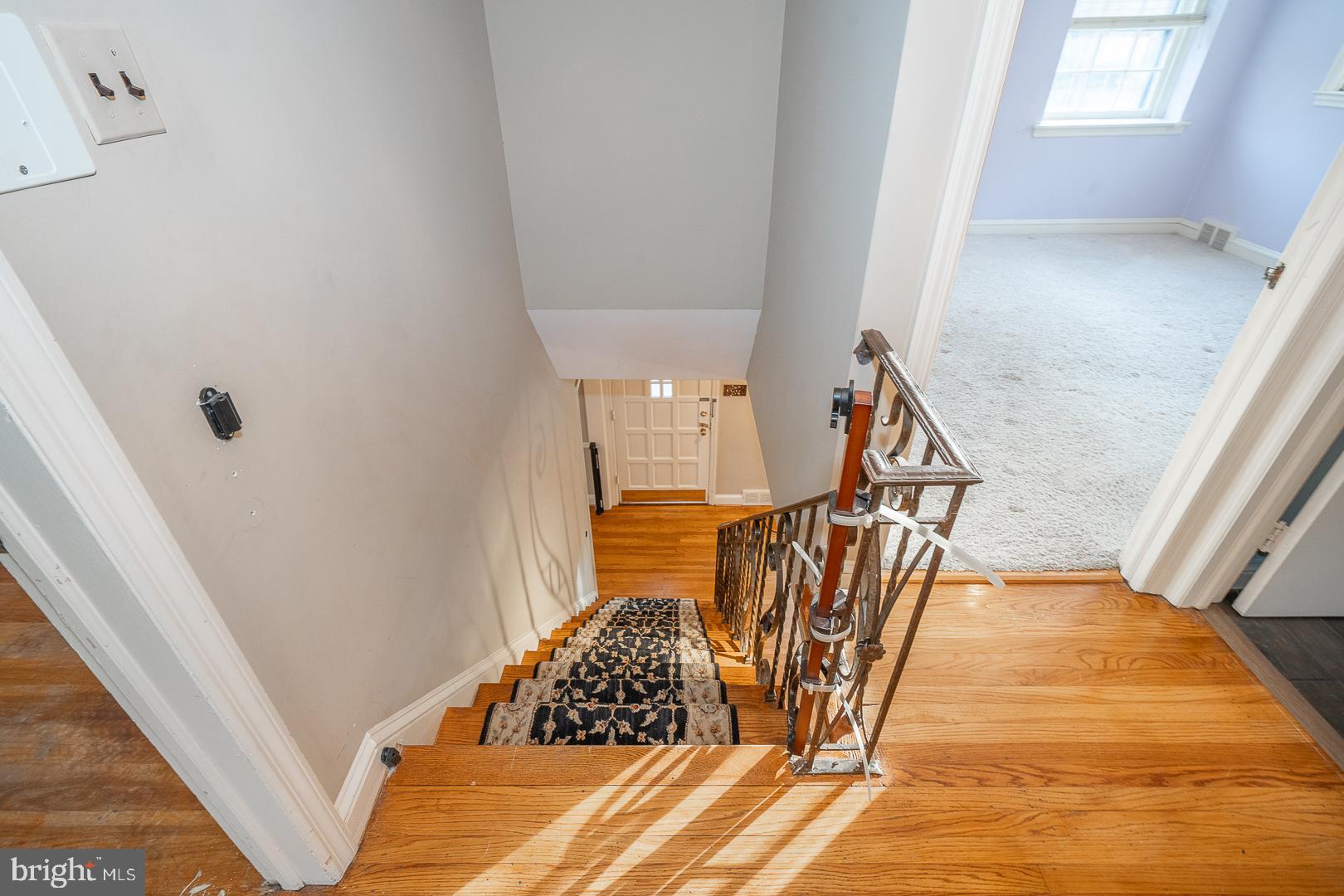27 Levering Cir