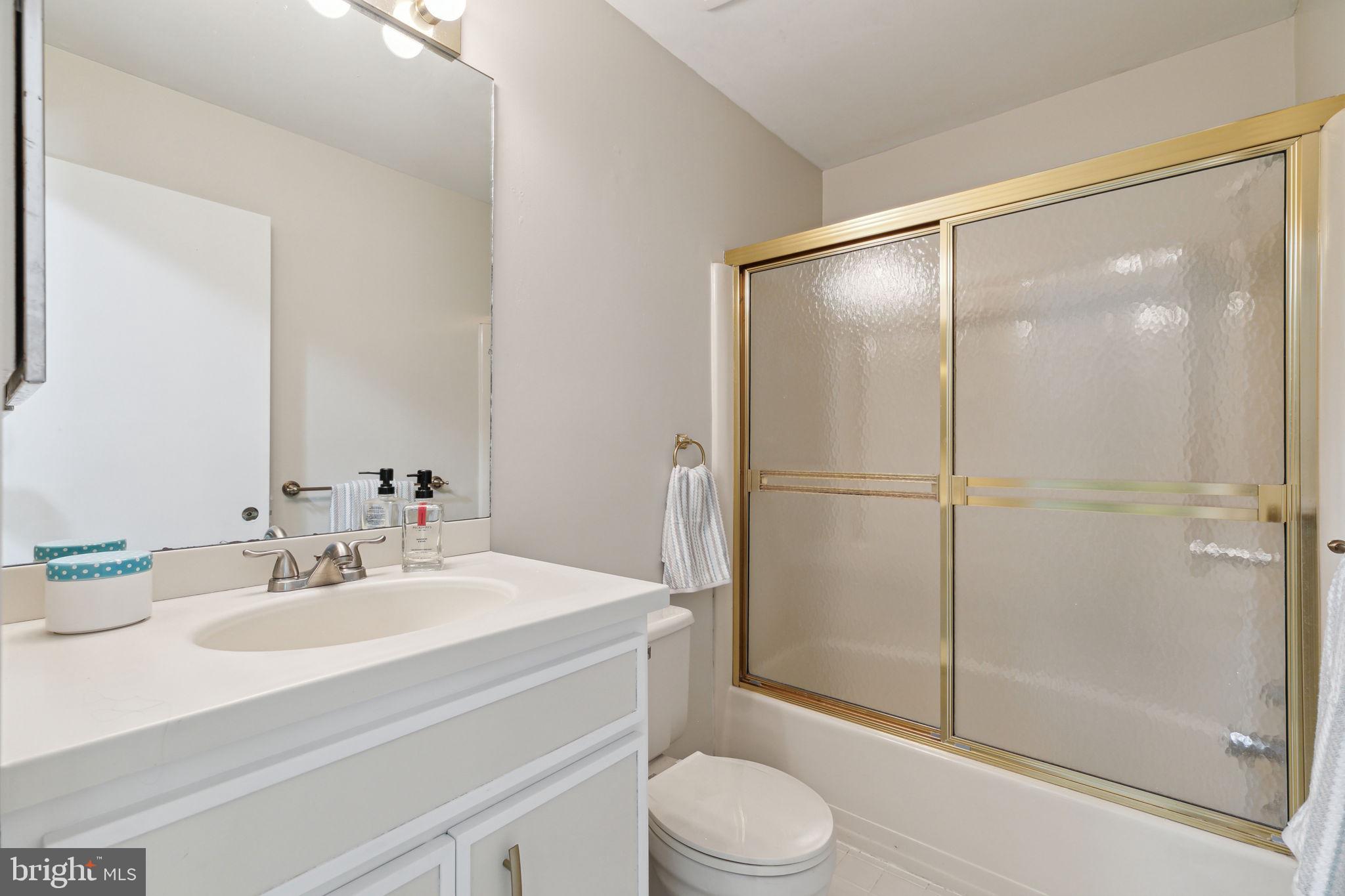 540 Haverford Rd #9