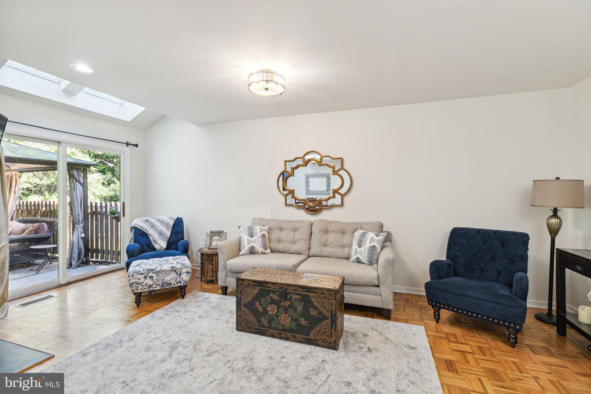 540 Haverford Rd #9