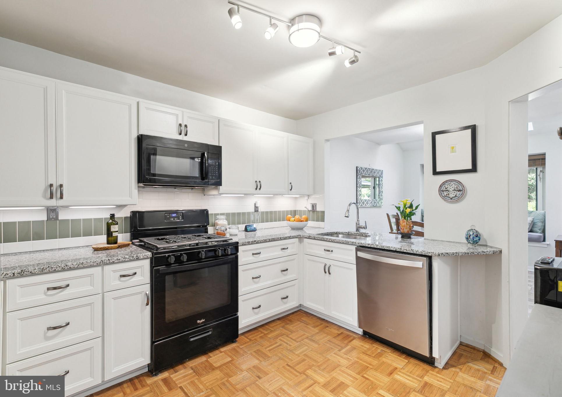 540 Haverford Rd #9