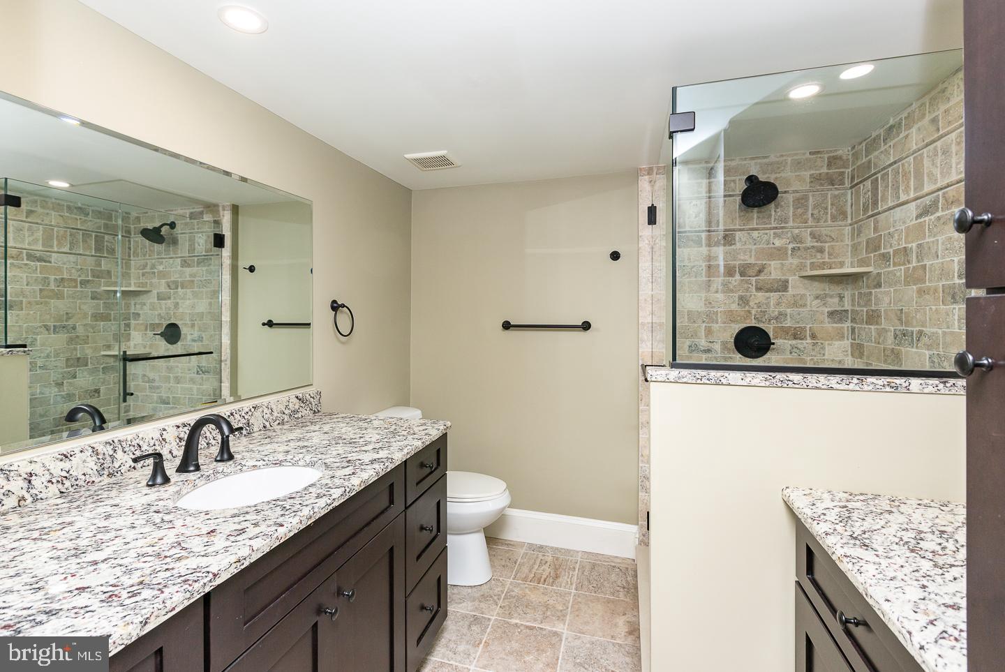 801 Valley Glen Rd #255