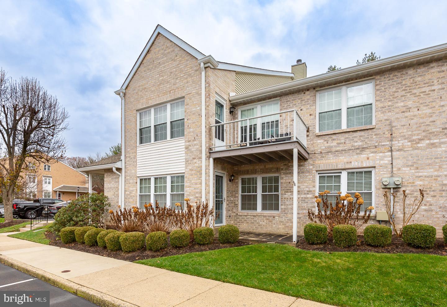 801 Valley Glen Rd #255