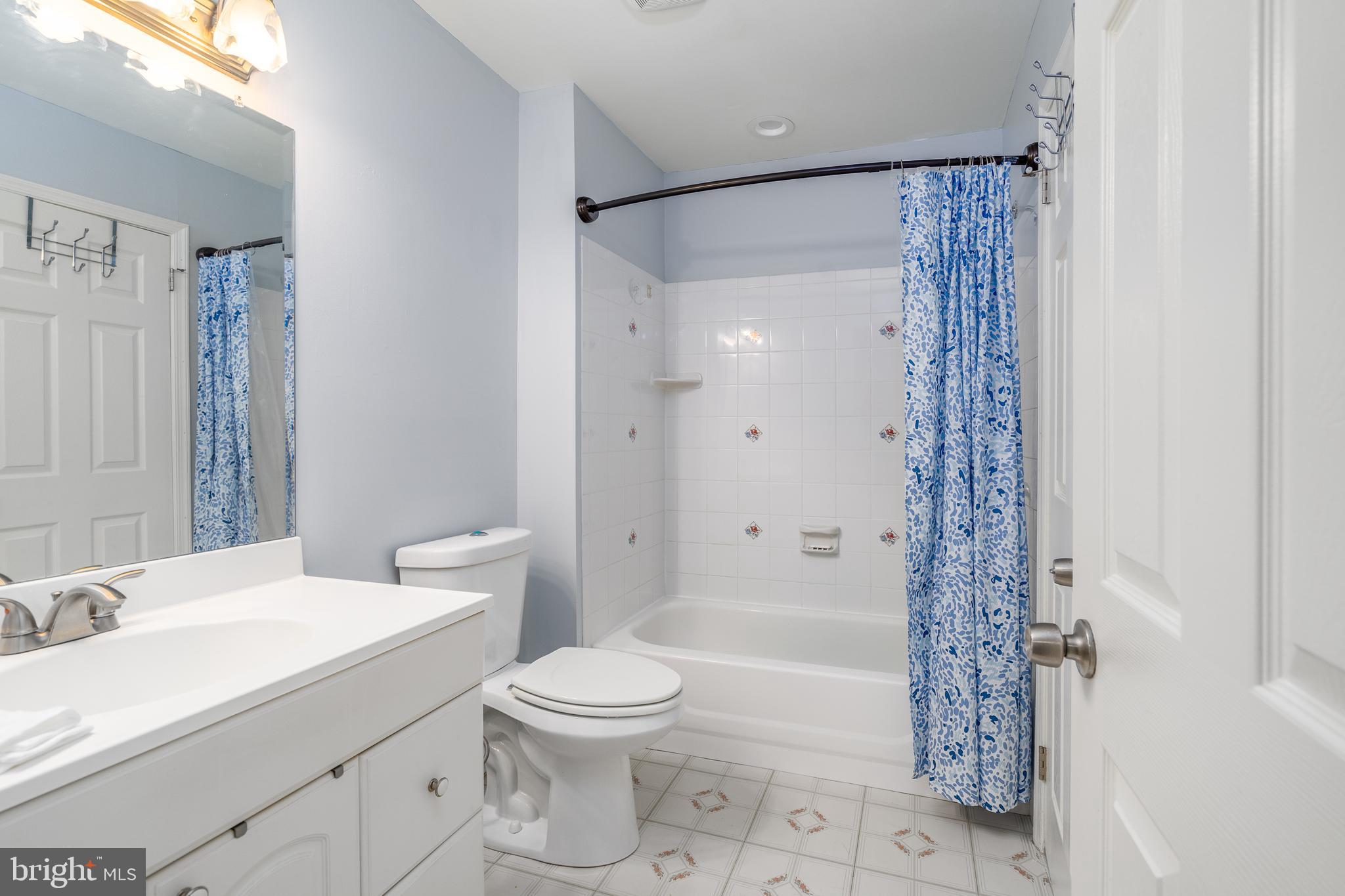 1324 Statesman Rd