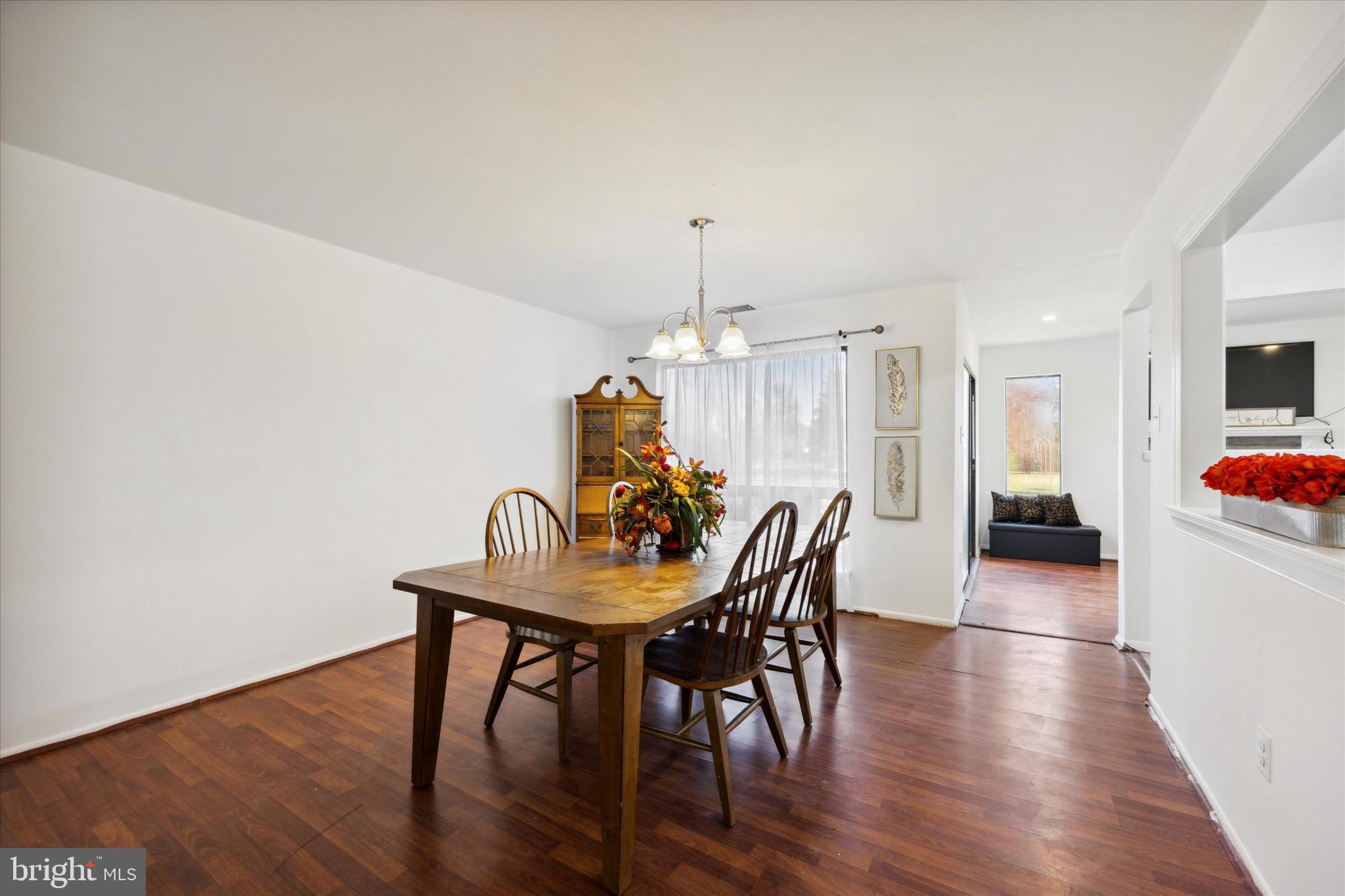 102 Freedom Cir
