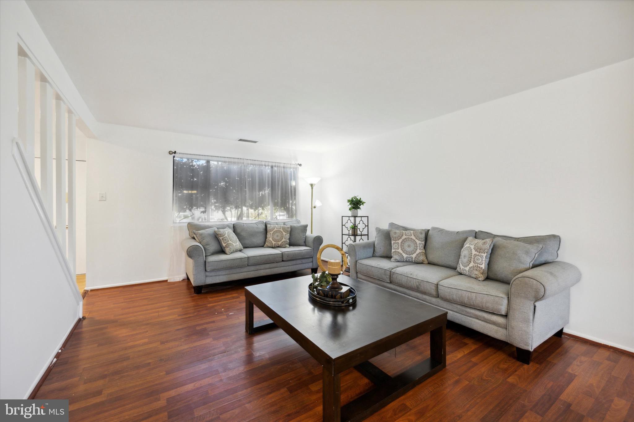 102 Freedom Cir