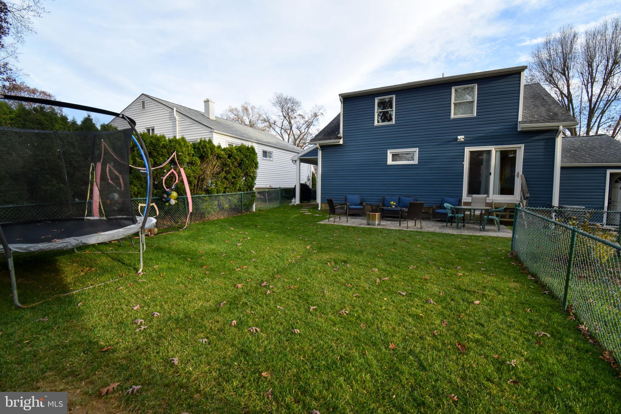612 Tennis Ave