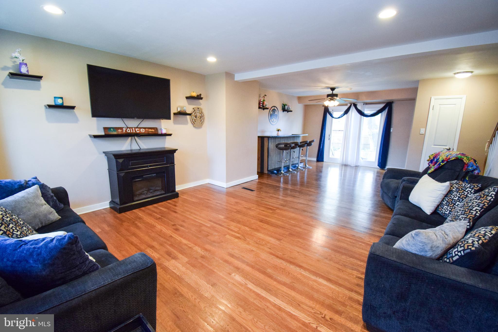 612 Tennis Ave