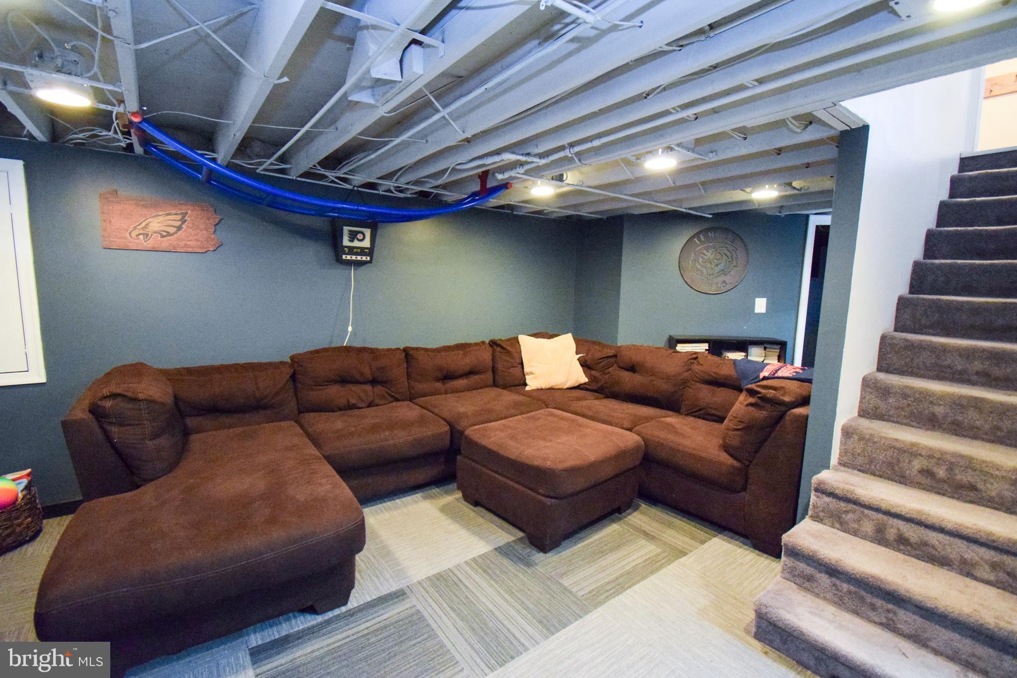 612 Tennis Ave