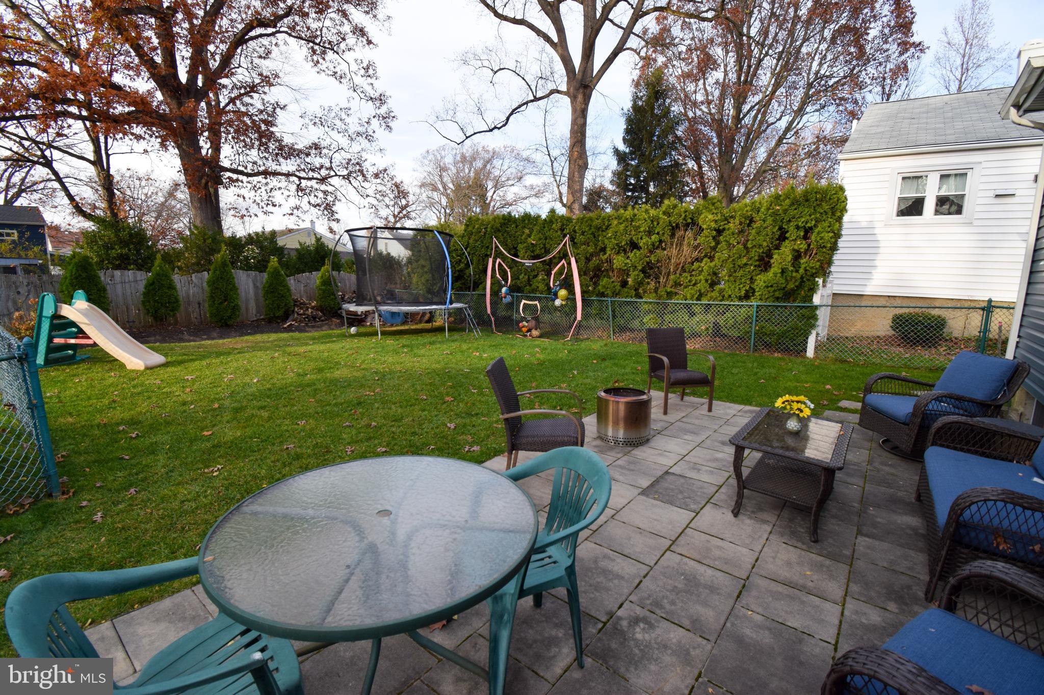 612 Tennis Ave