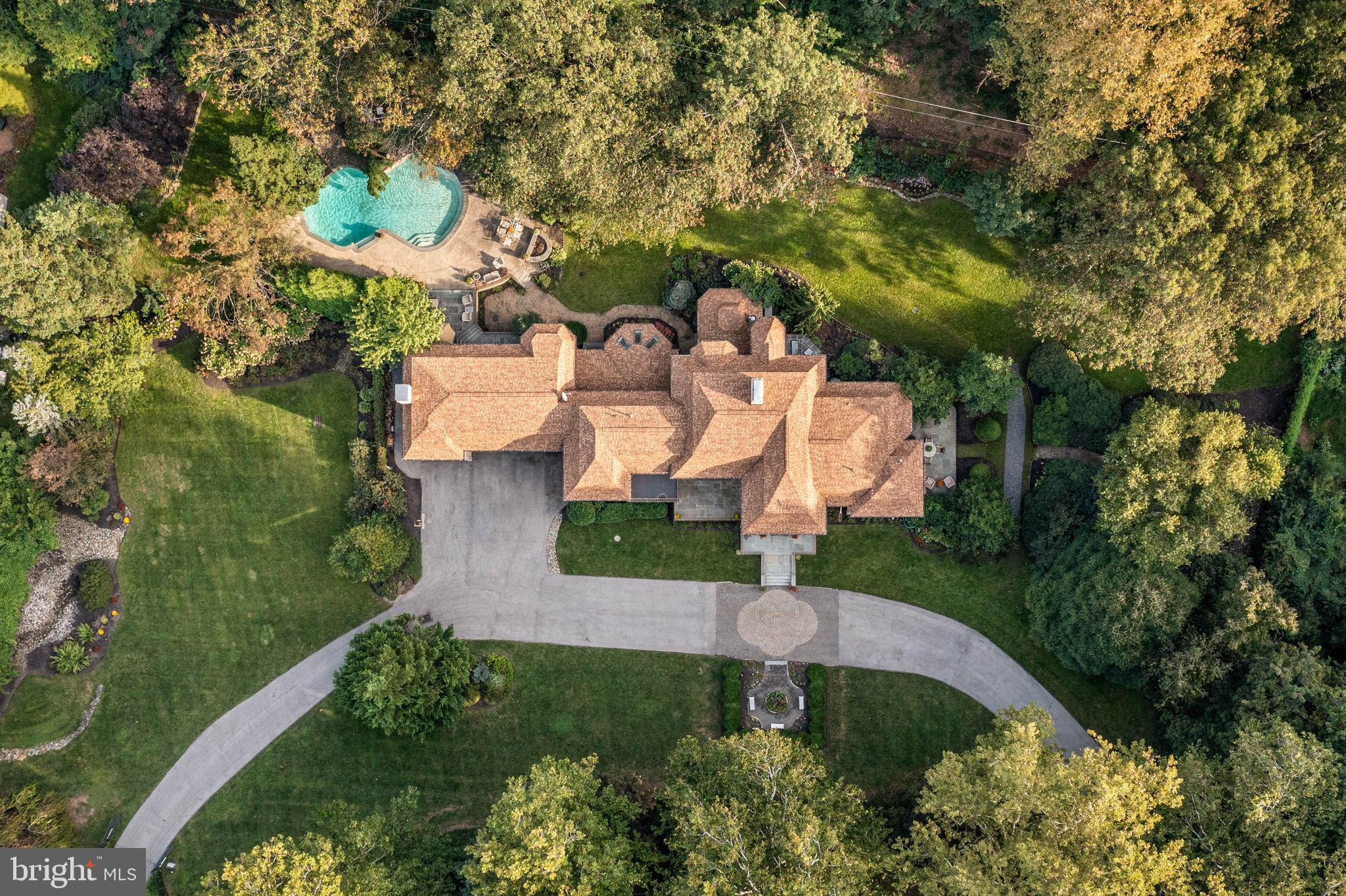 1075 Green Valley Rd