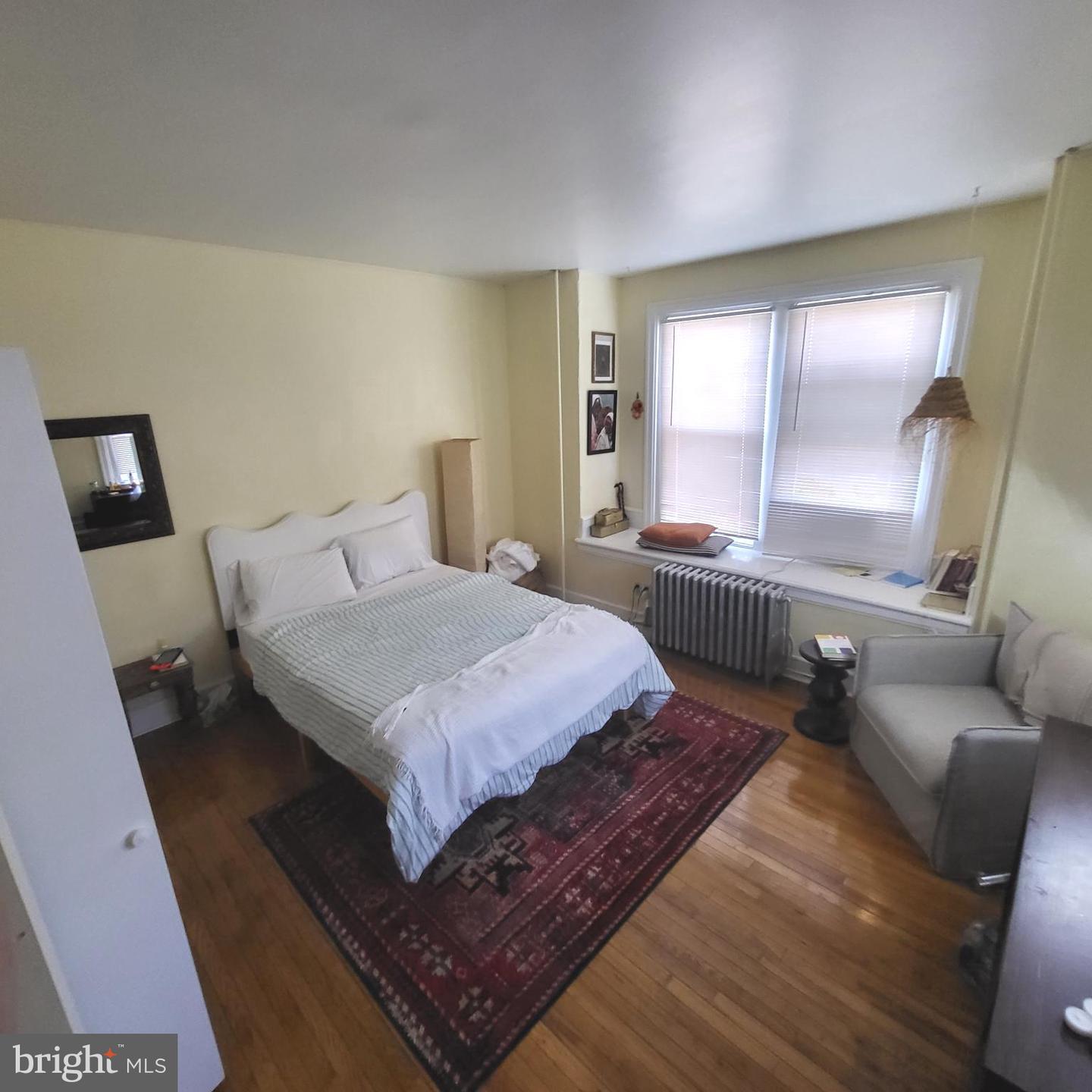 123 Walnut Ave