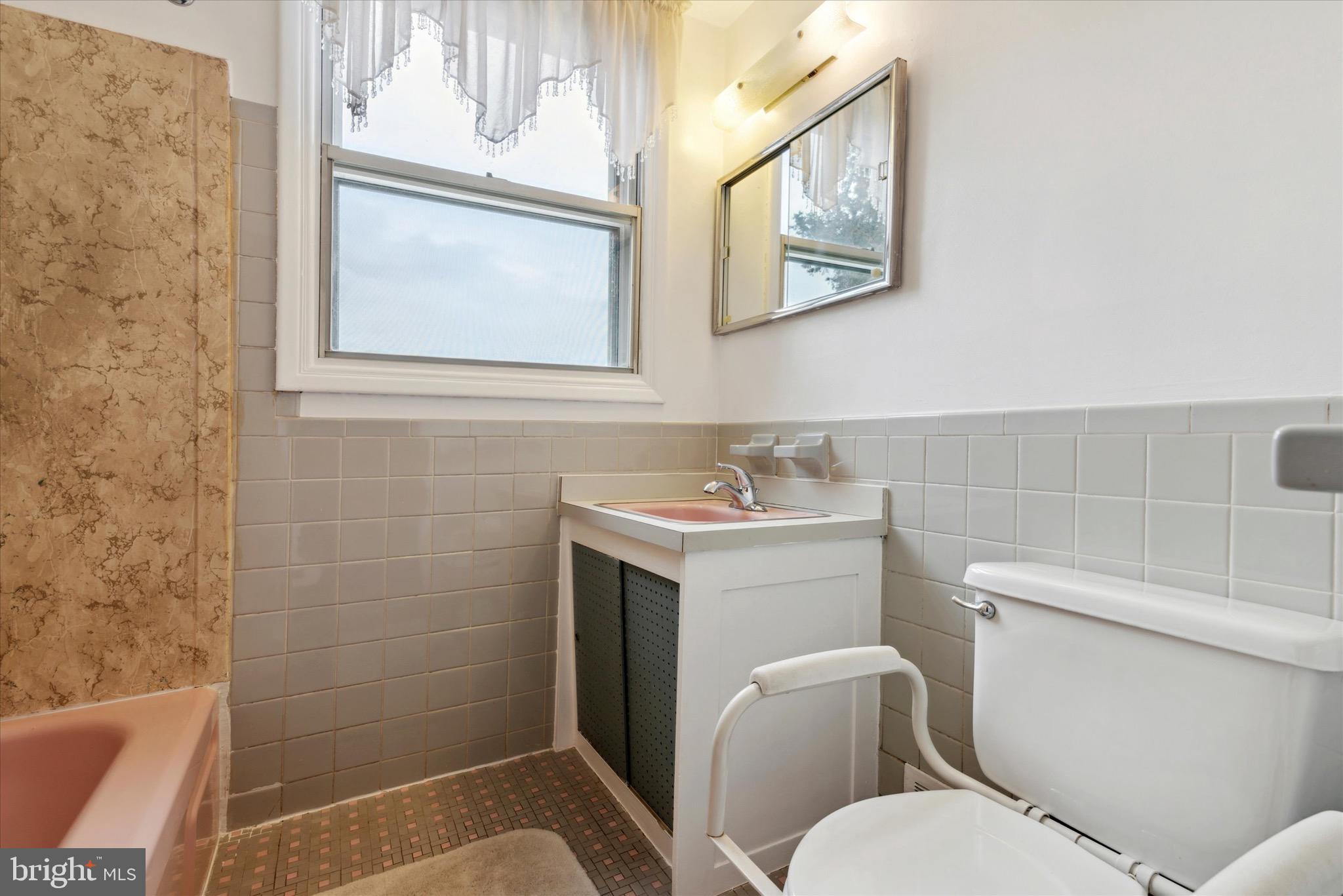 222 Kings Rd