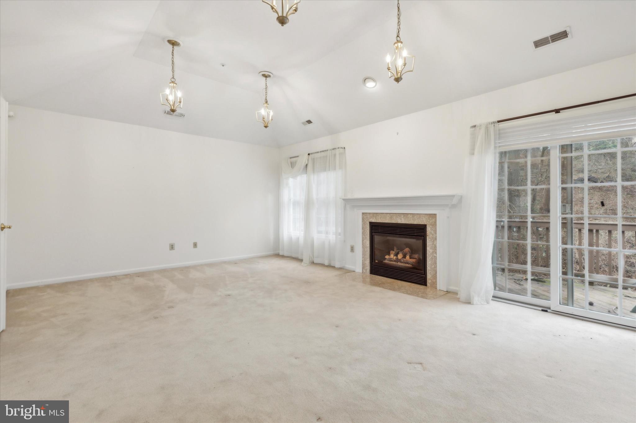 409 Merion Hill Ln