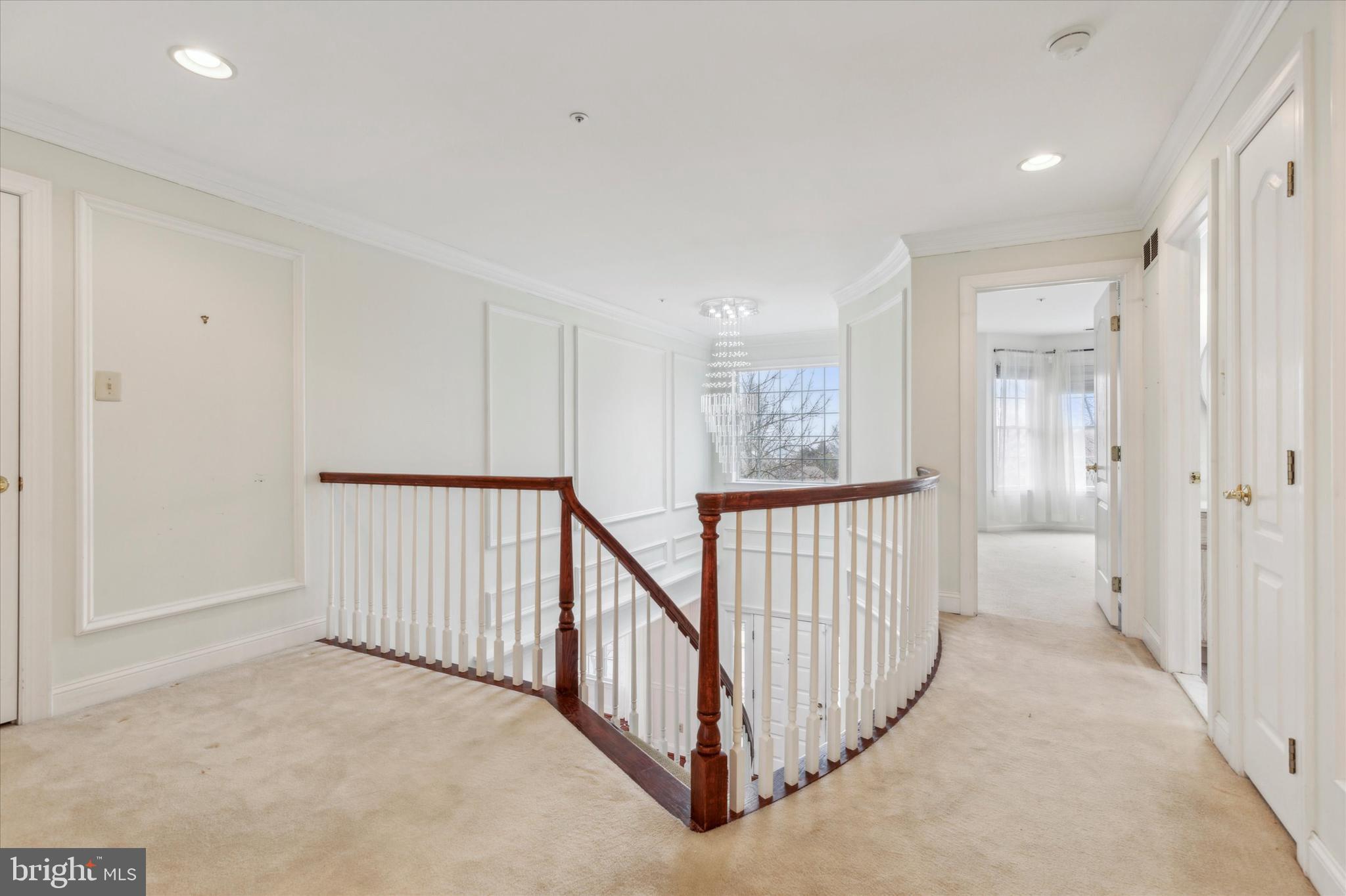 409 Merion Hill Ln