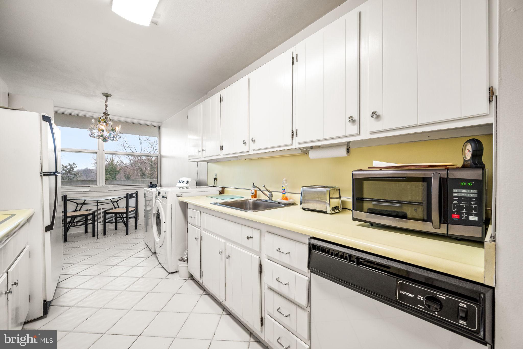 7301 Coventry Ave #510