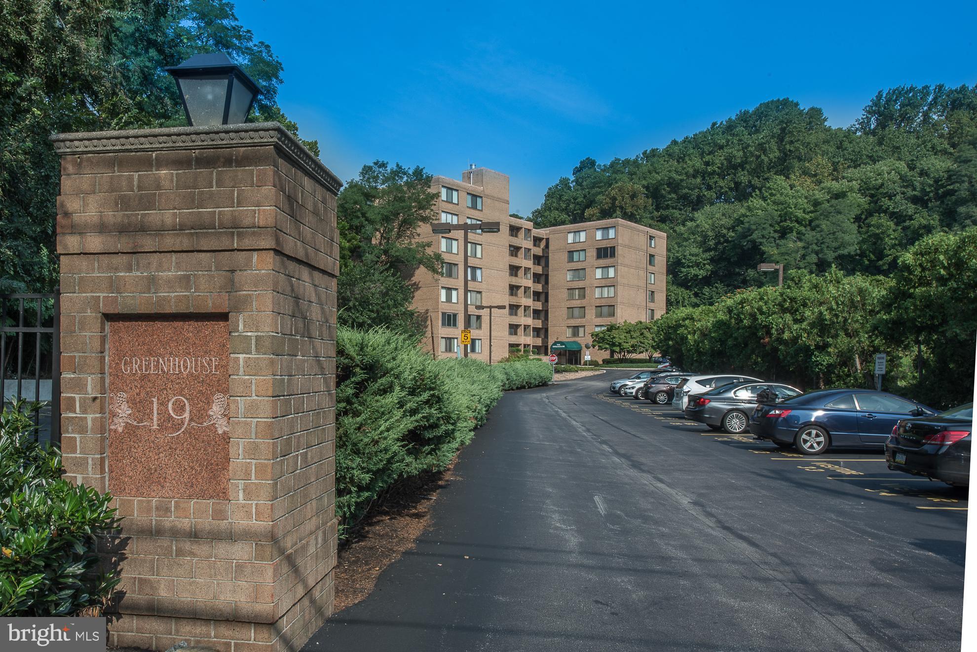 19 ROCK HILL RD #2-B
