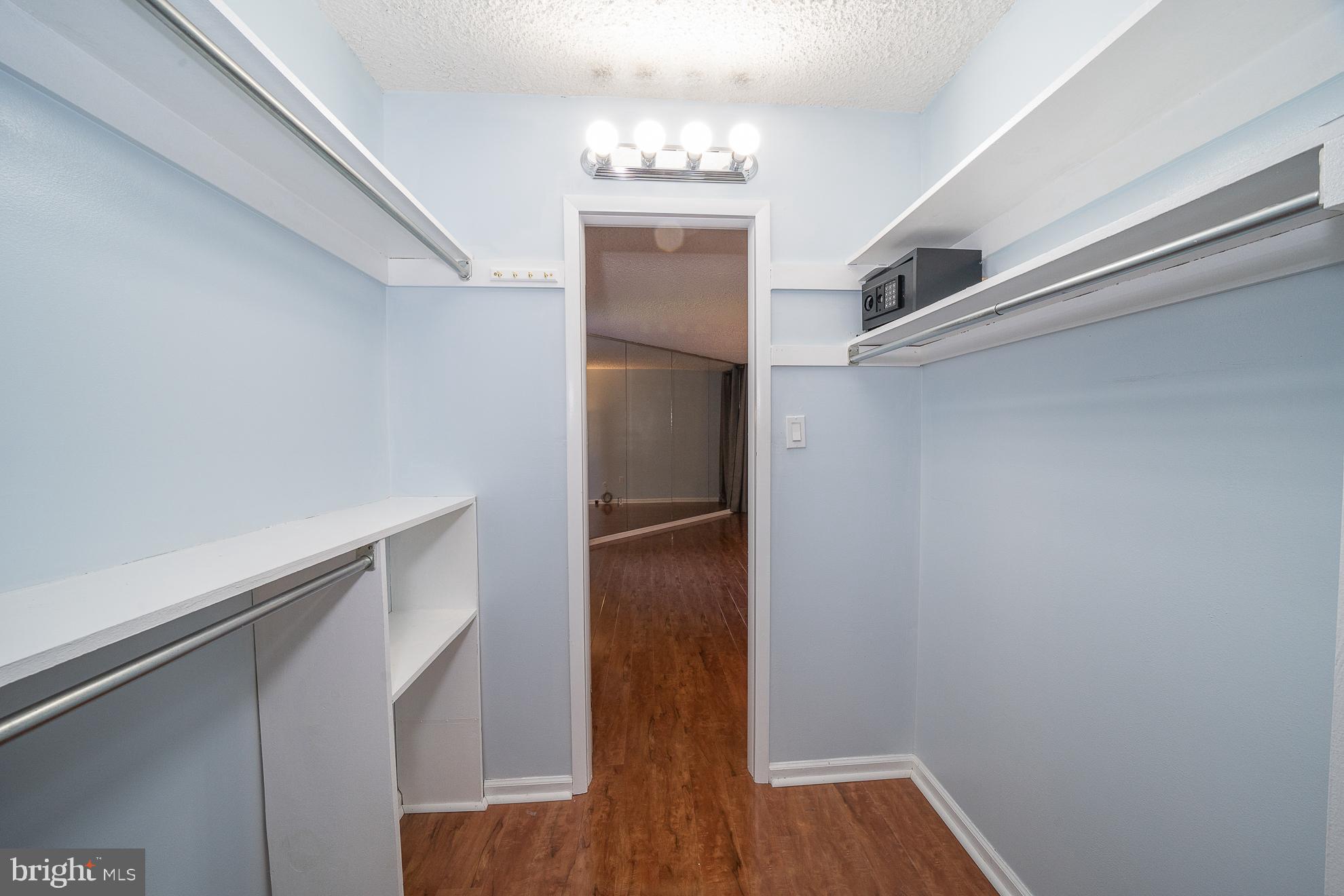 19 ROCK HILL RD #2-B